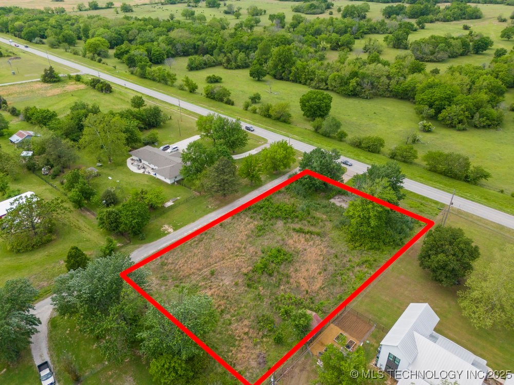 7111 S 277th East Avenue Property Photo 2