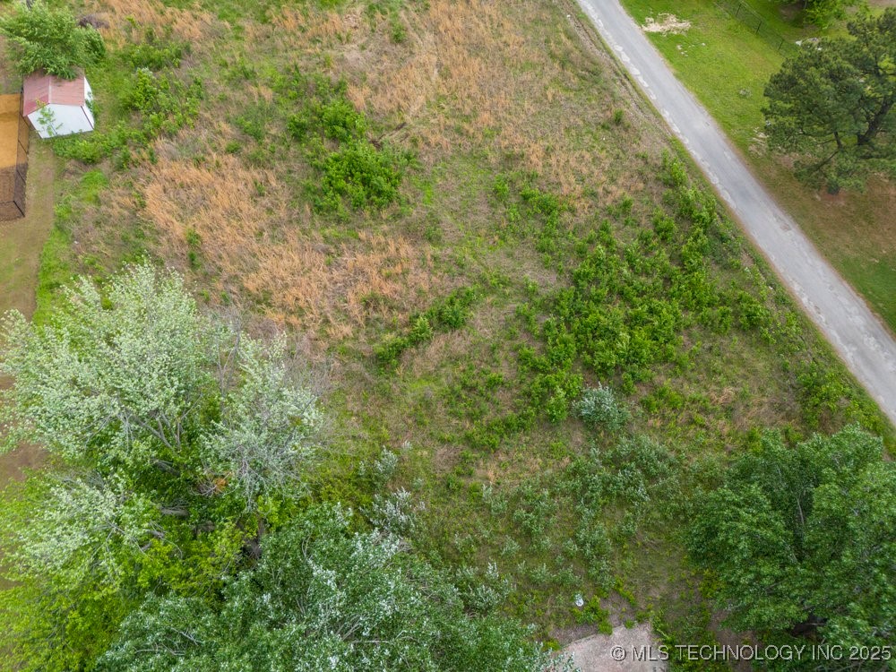 7111 S 277th East Avenue Property Photo 11