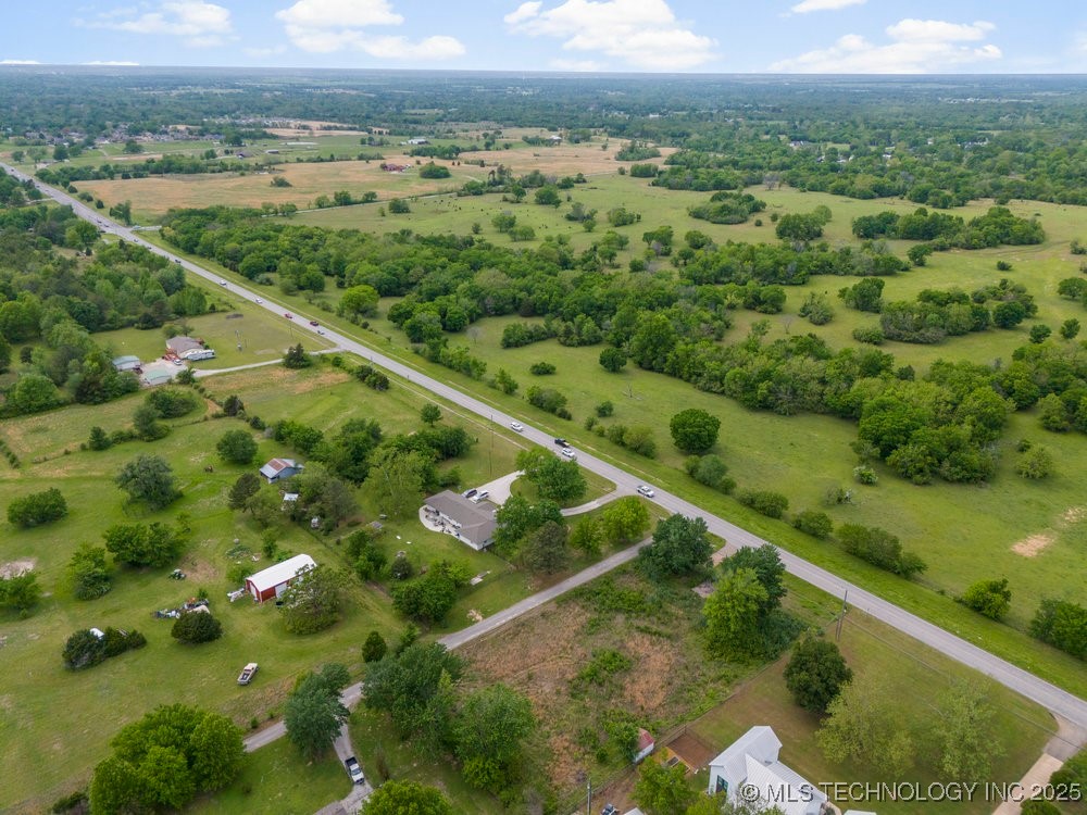 7111 S 277th East Avenue Property Photo 15