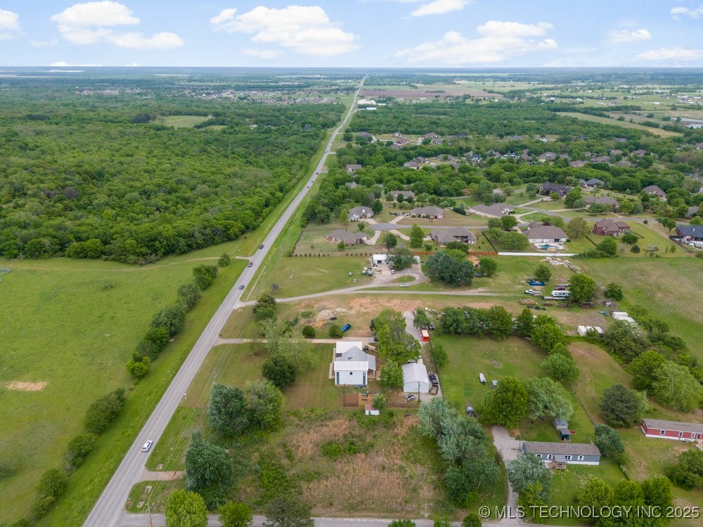 7111 S 277th East Avenue Property Photo 18