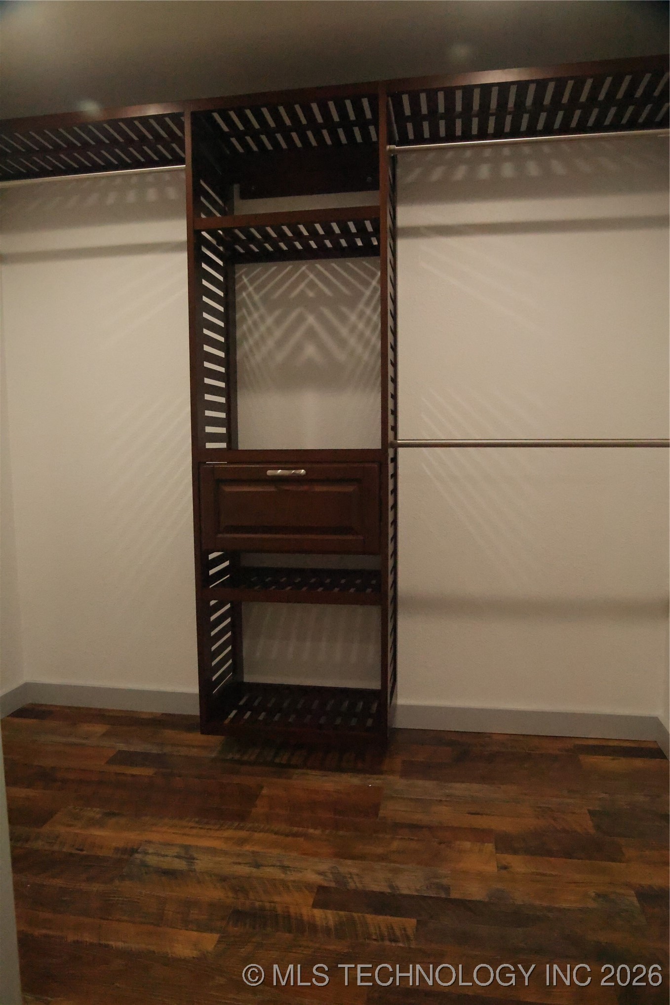 1185 E Pine Street Property Photo 25