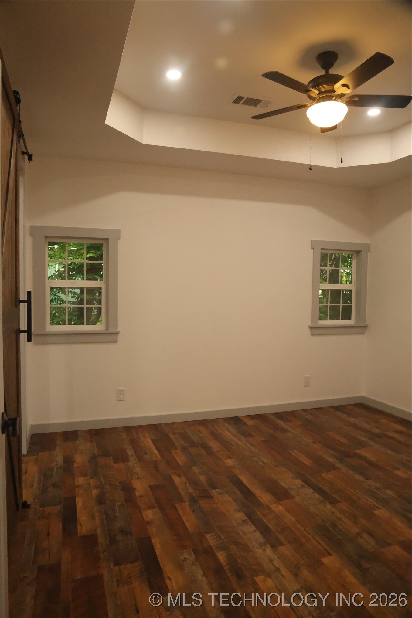 1185 E Pine Street Property Photo 31