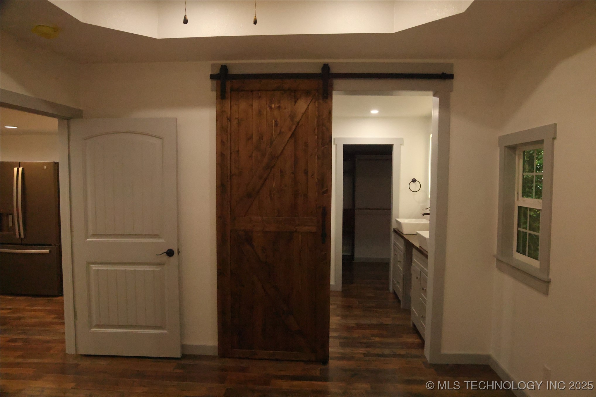 1185 E Pine Street Property Photo 33