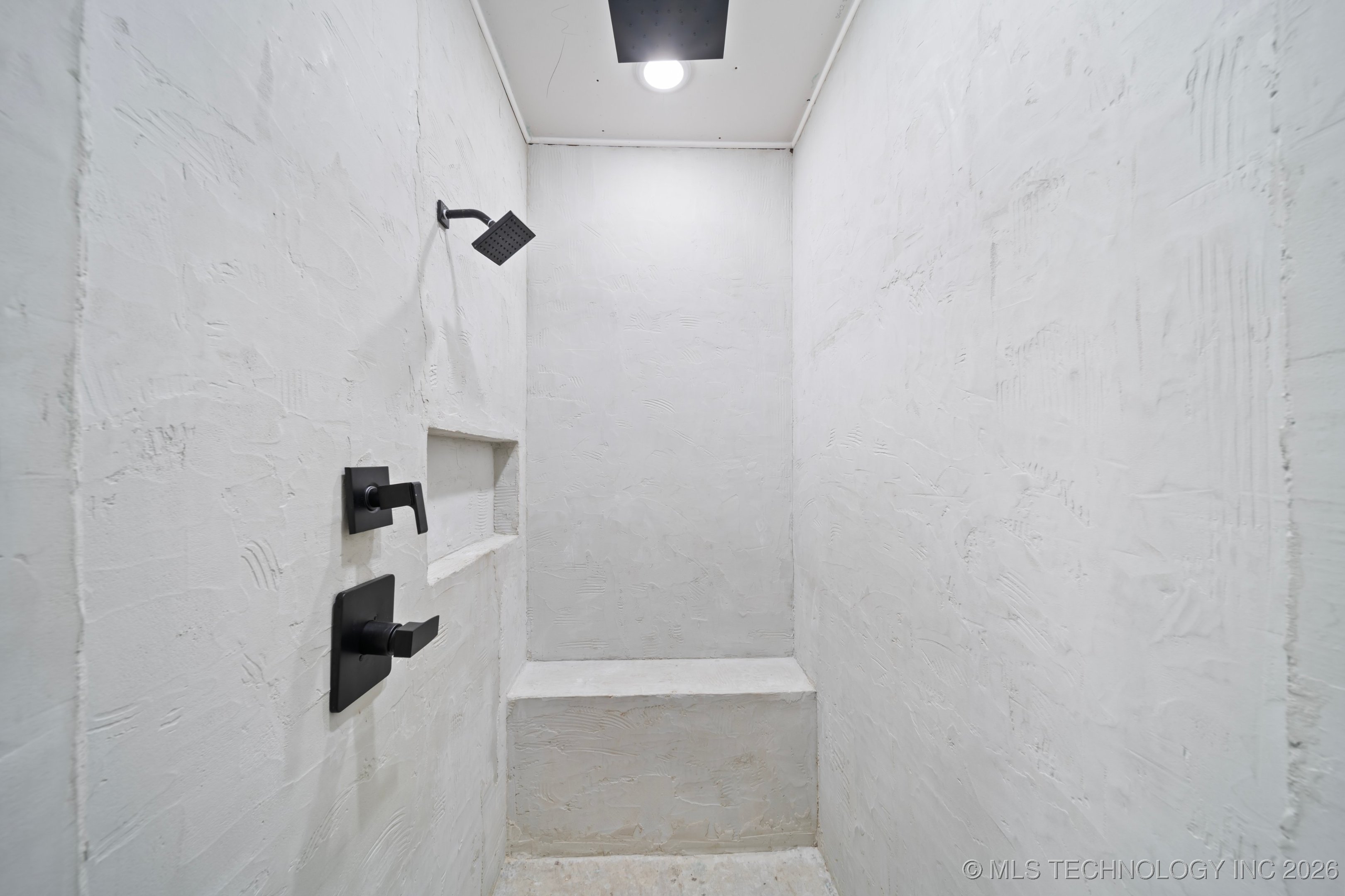 215 E Arpelar Street Property Photo 21