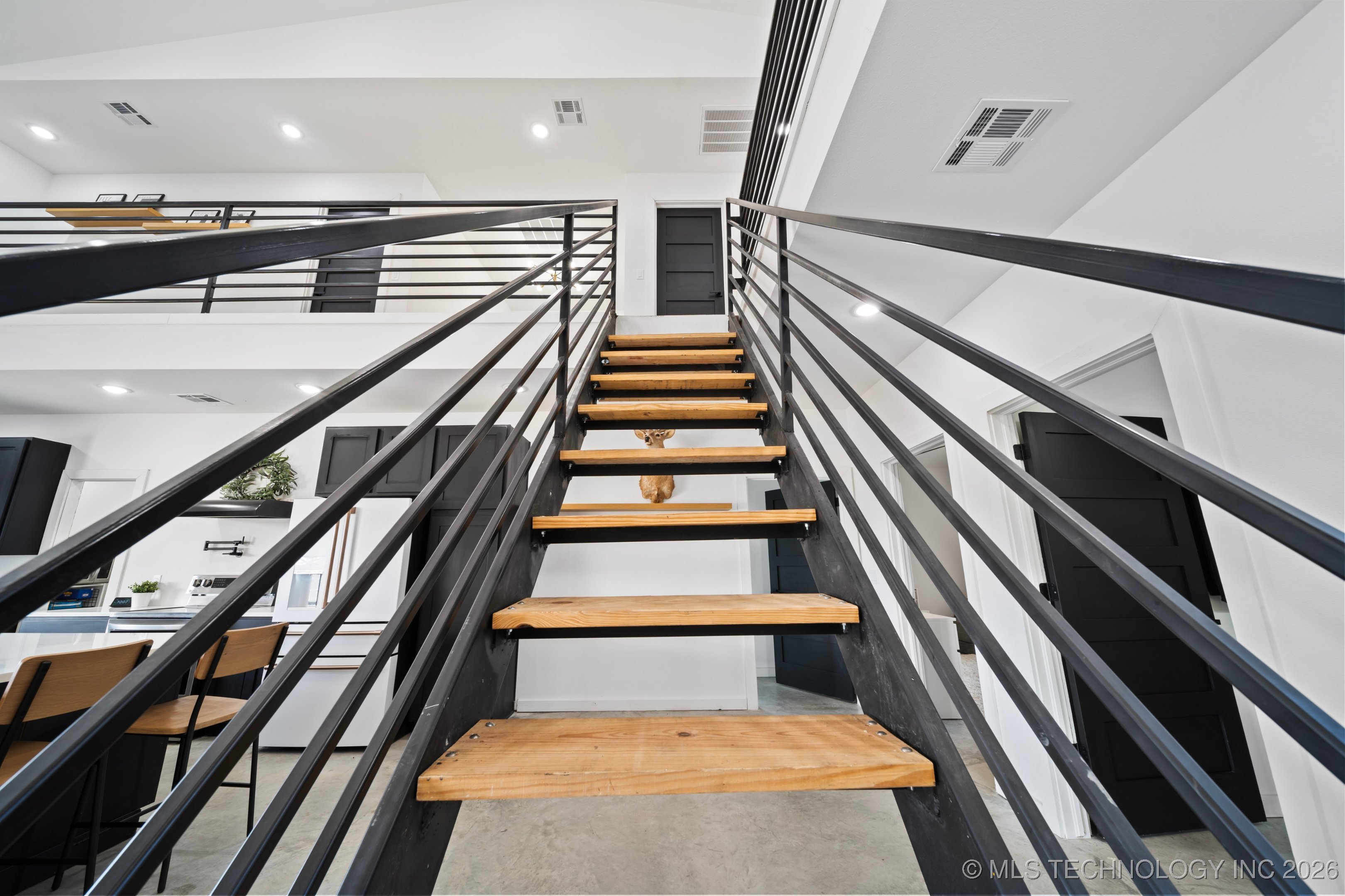 215 E Arpelar Street Property Photo 28