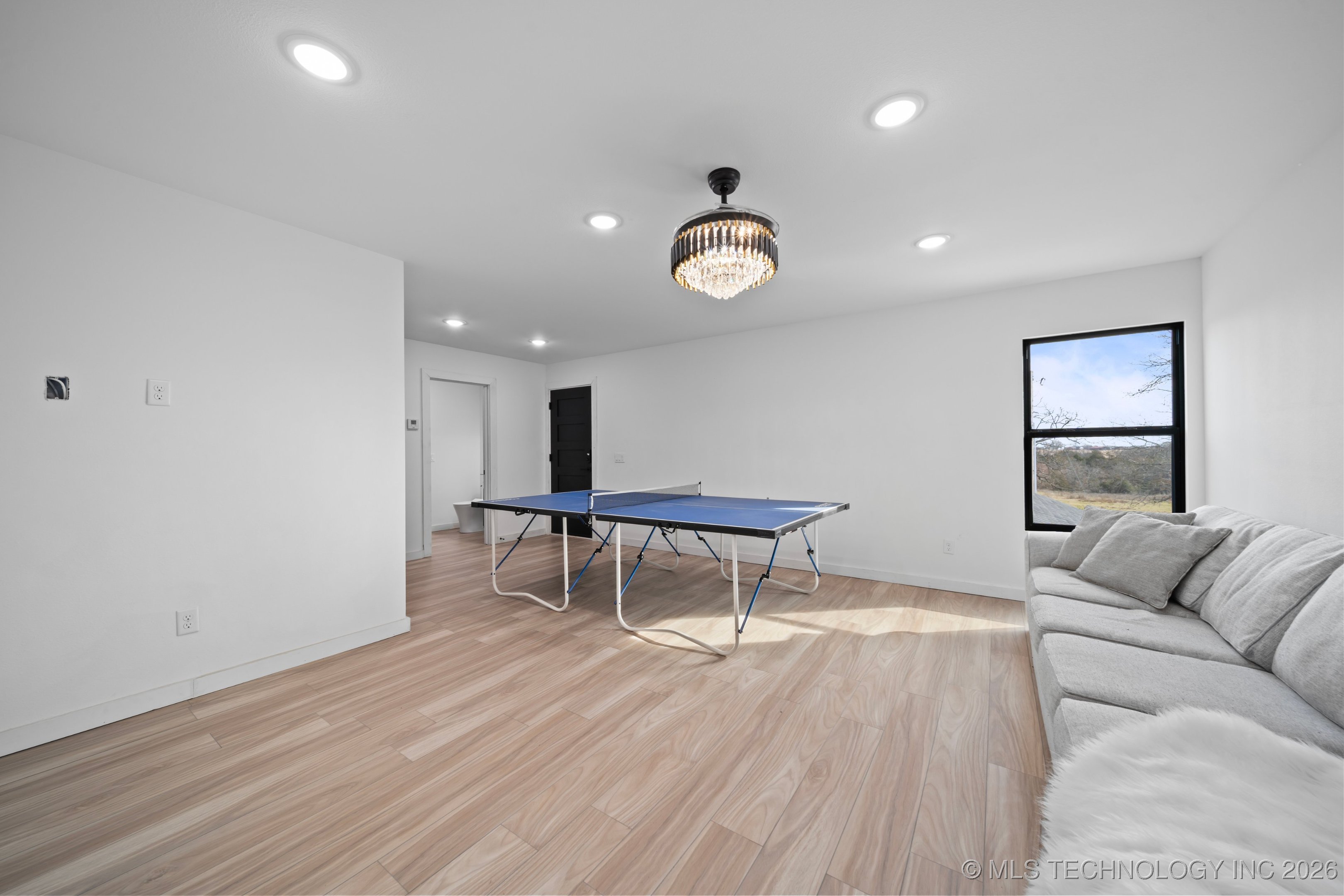 215 E Arpelar Street Property Photo 37