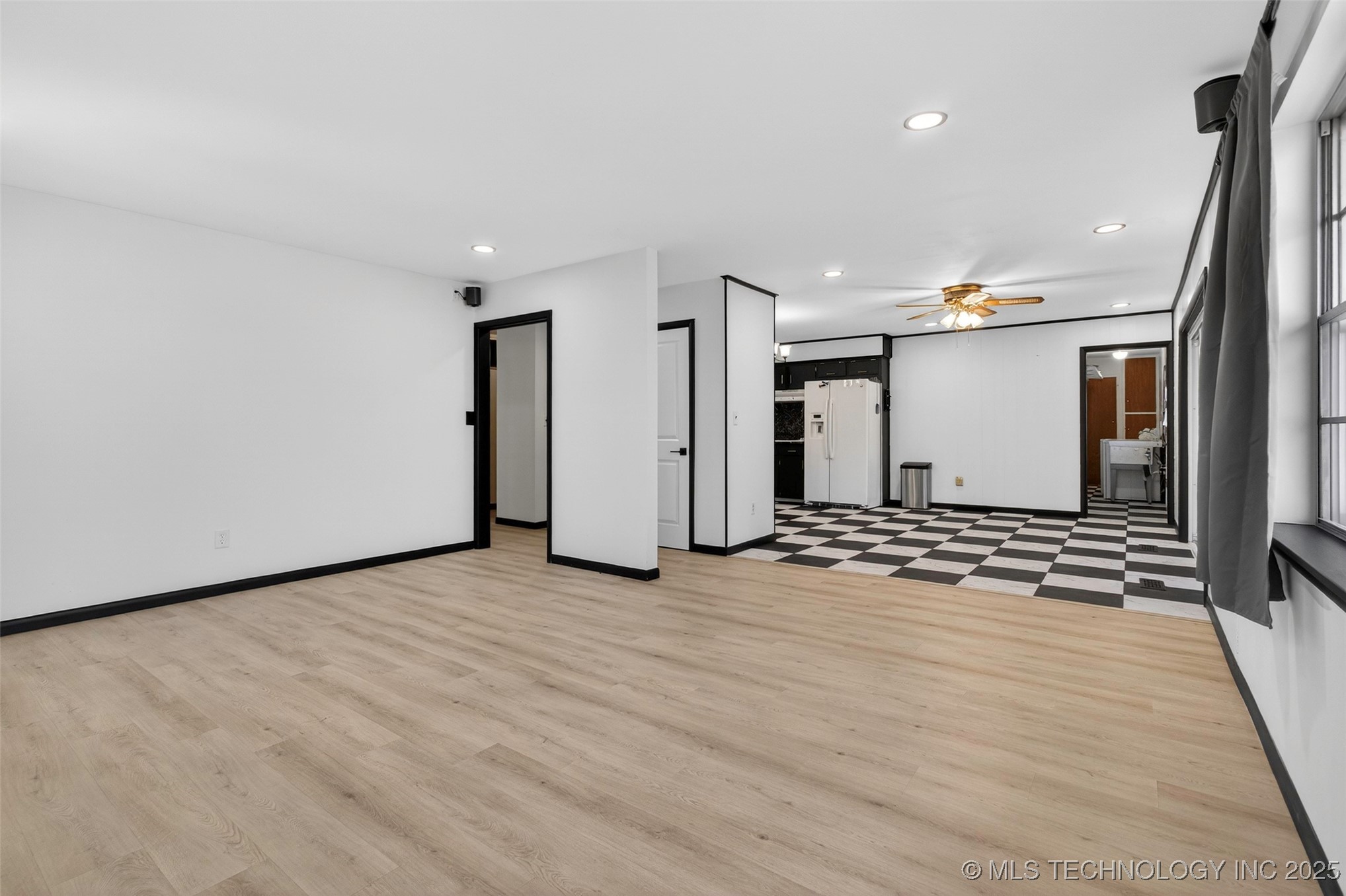 7419 E 20th Street Property Photo 6