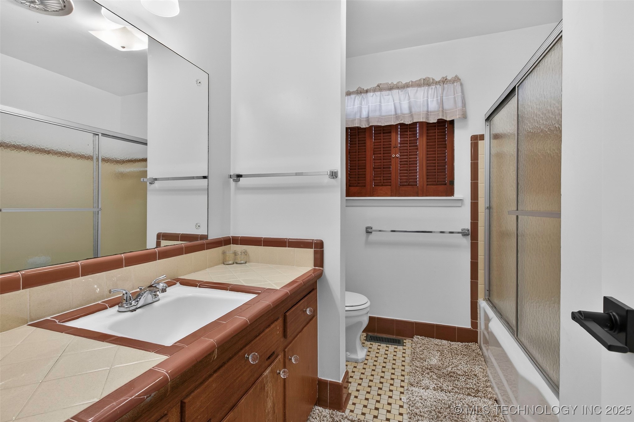 7419 E 20th Street Property Photo 18