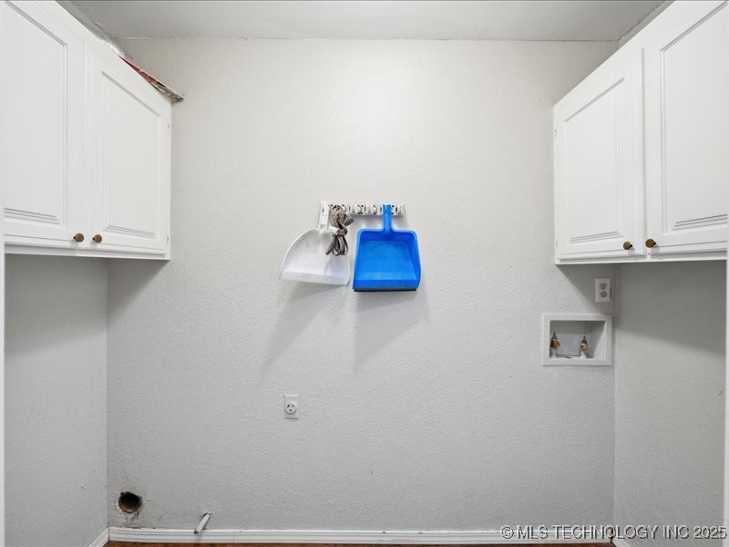 8509 E 78th Place Property Photo 13