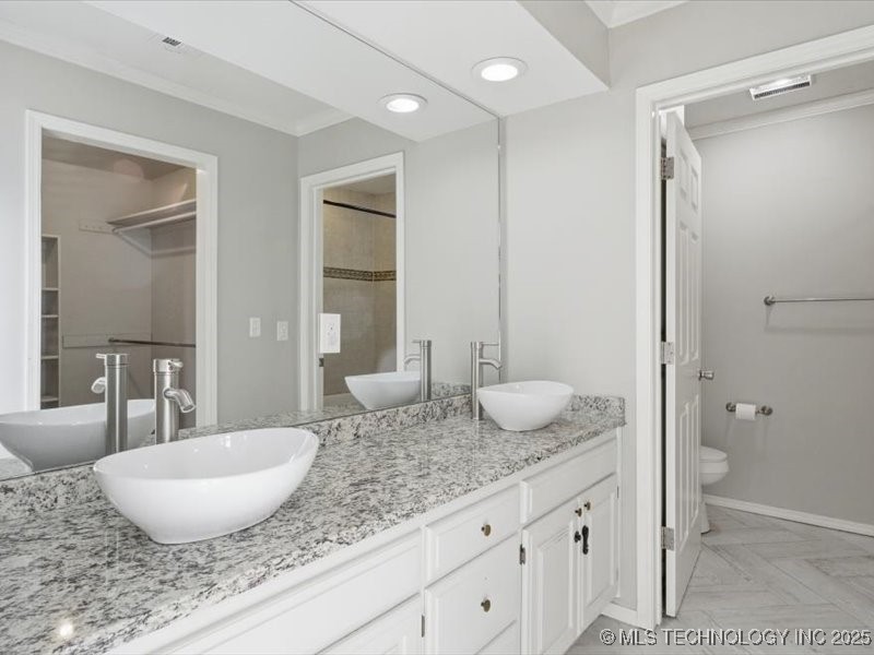 8509 E 78th Place Property Photo 15