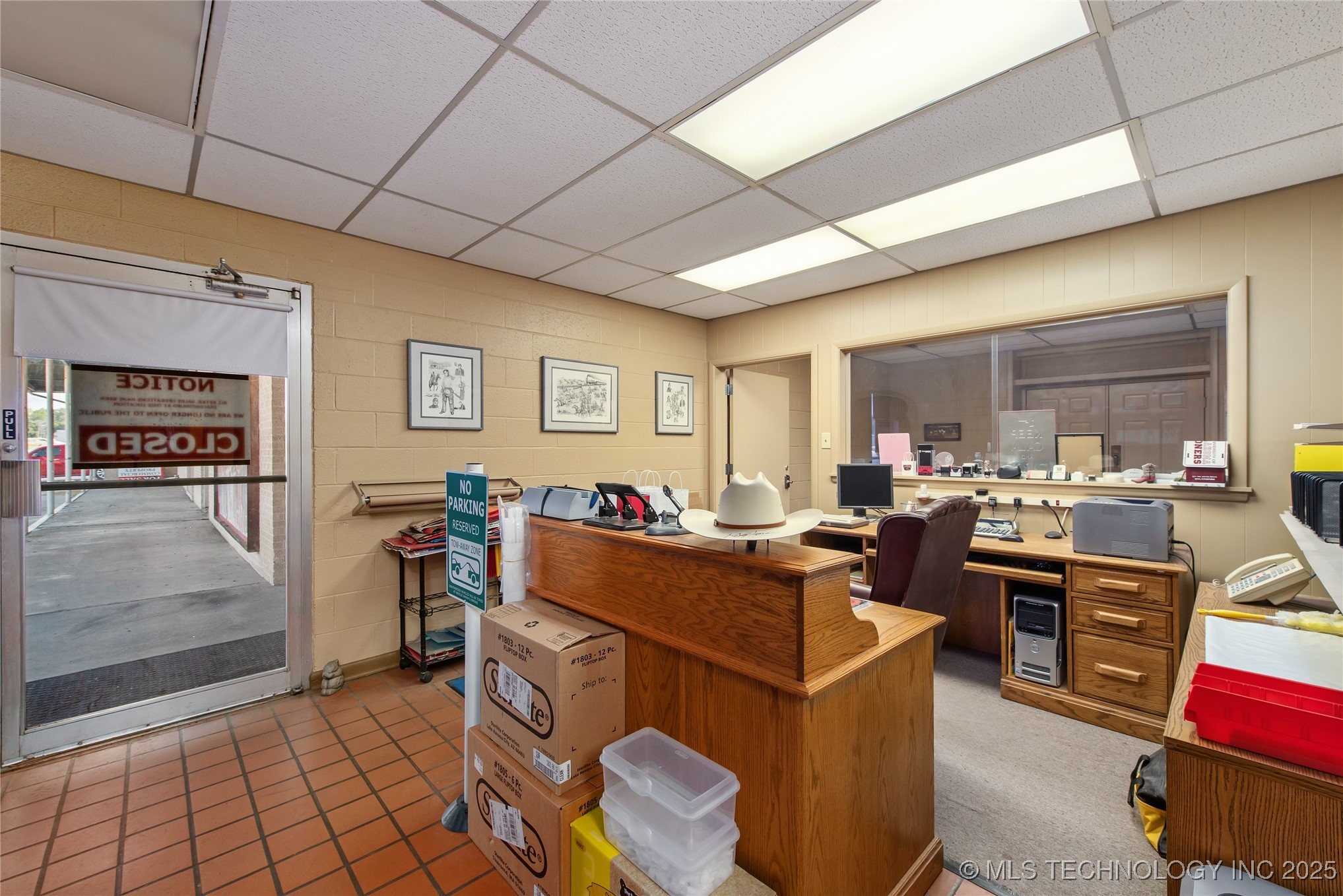 1509 N Main Street Property Photo 9