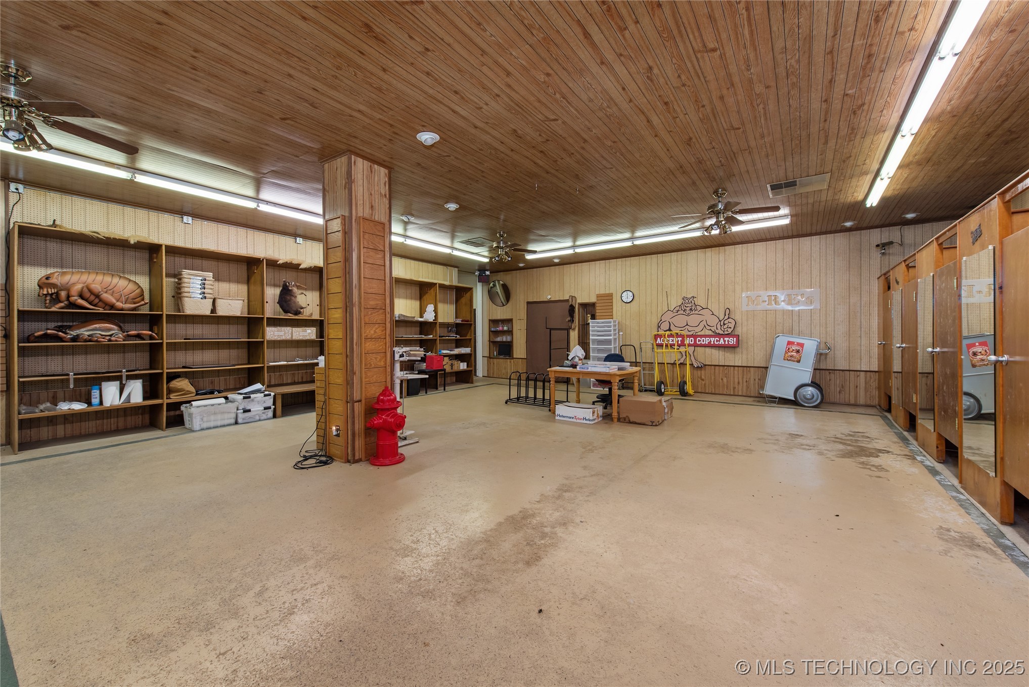 1509 N Main Street Property Photo 16