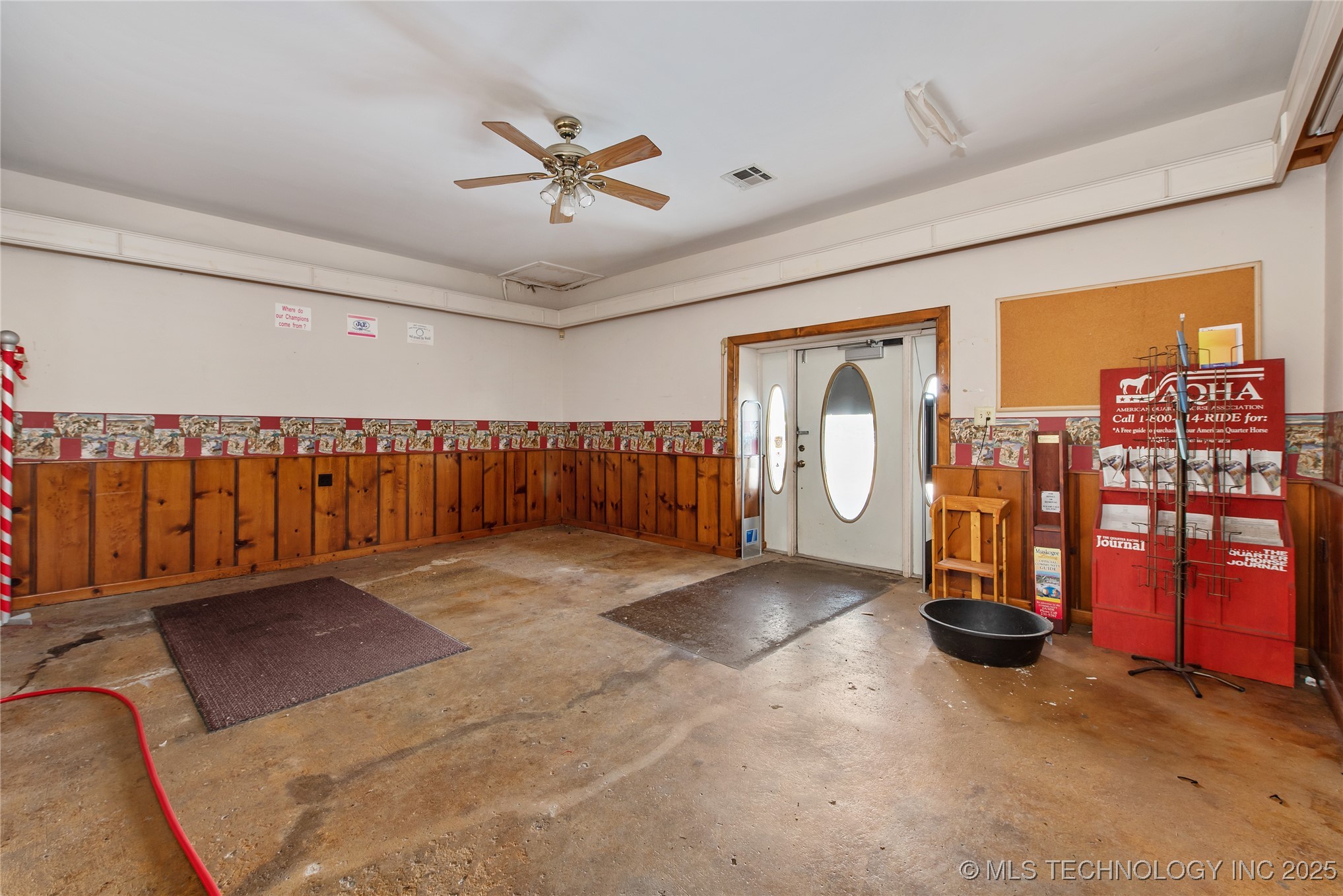 1509 N Main Street Property Photo 21