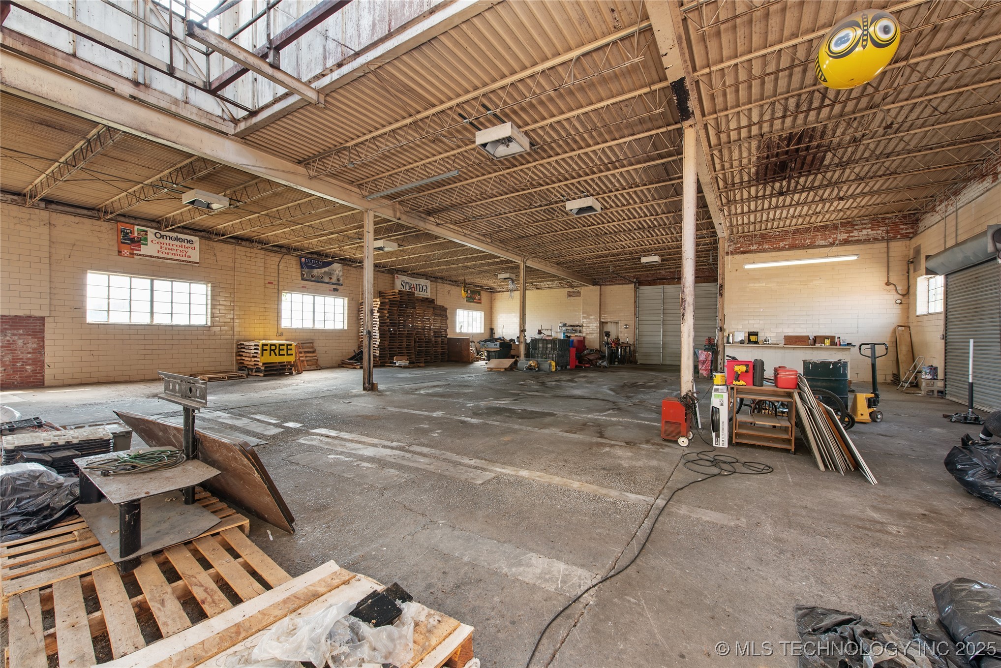 1509 N Main Street Property Photo 23