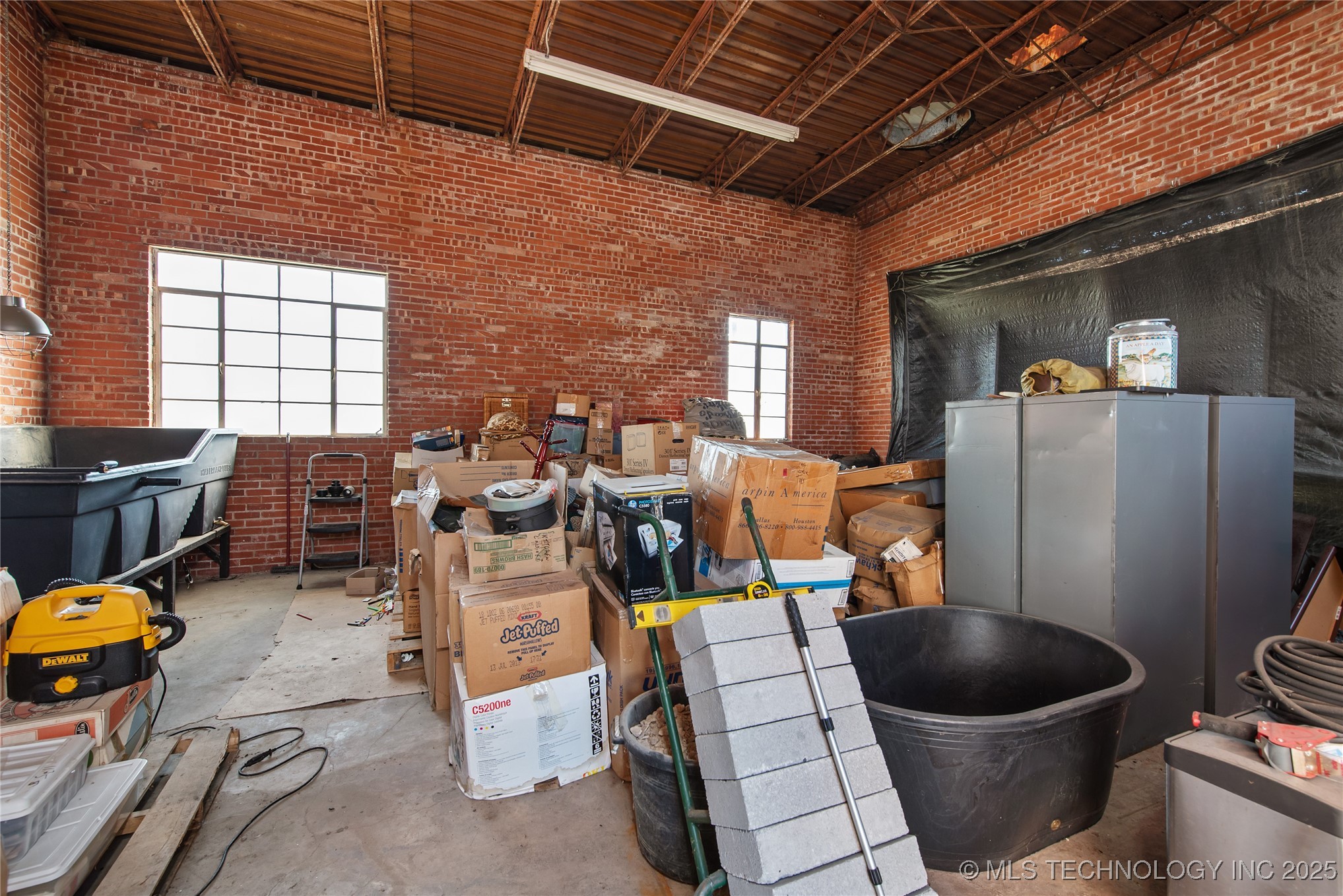 1509 N Main Street Property Photo 26