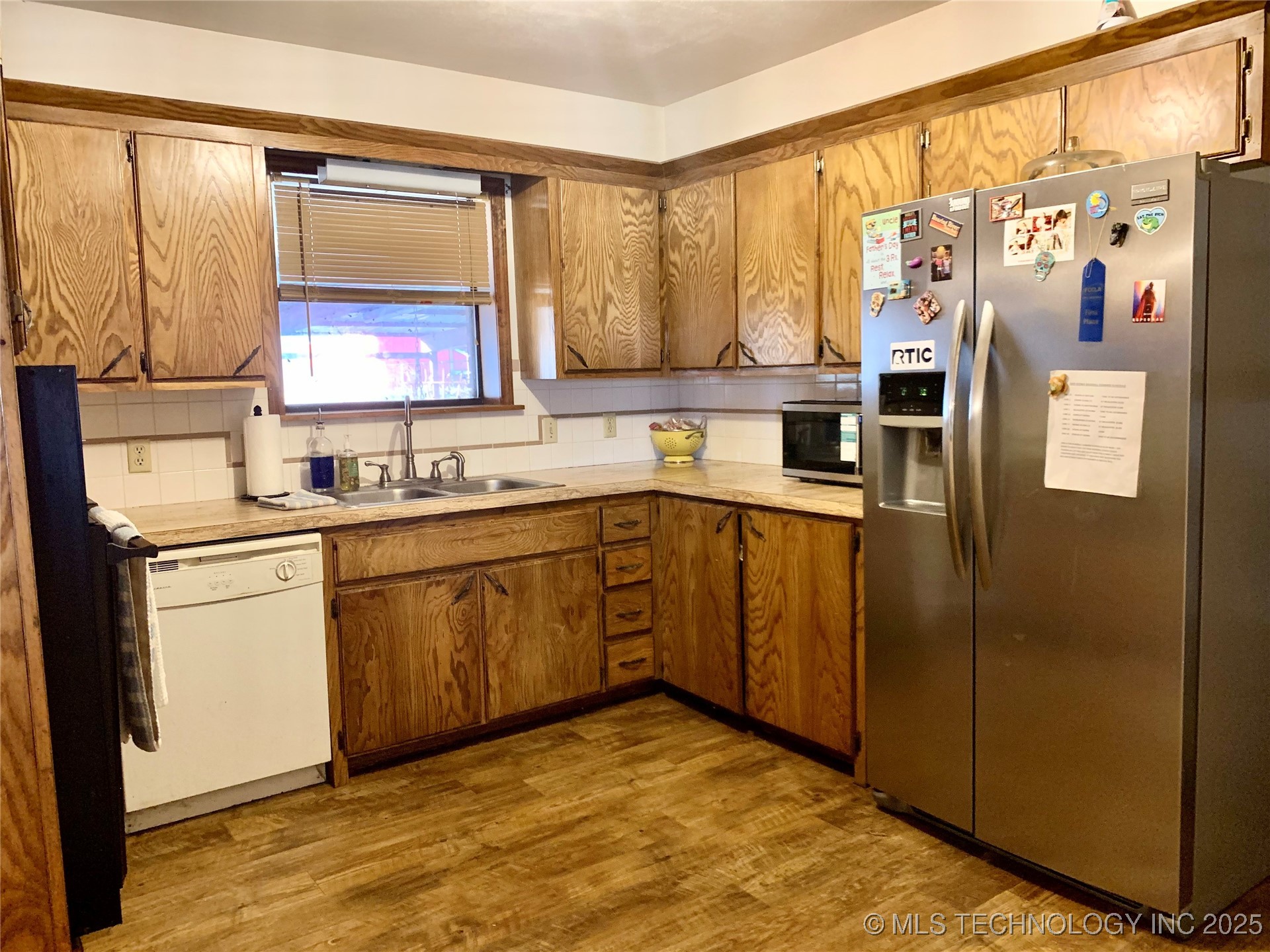 438 S Taylor Street Property Photo 10