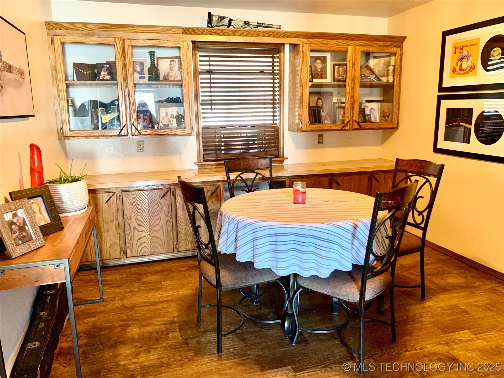 438 S Taylor Street Property Photo 12