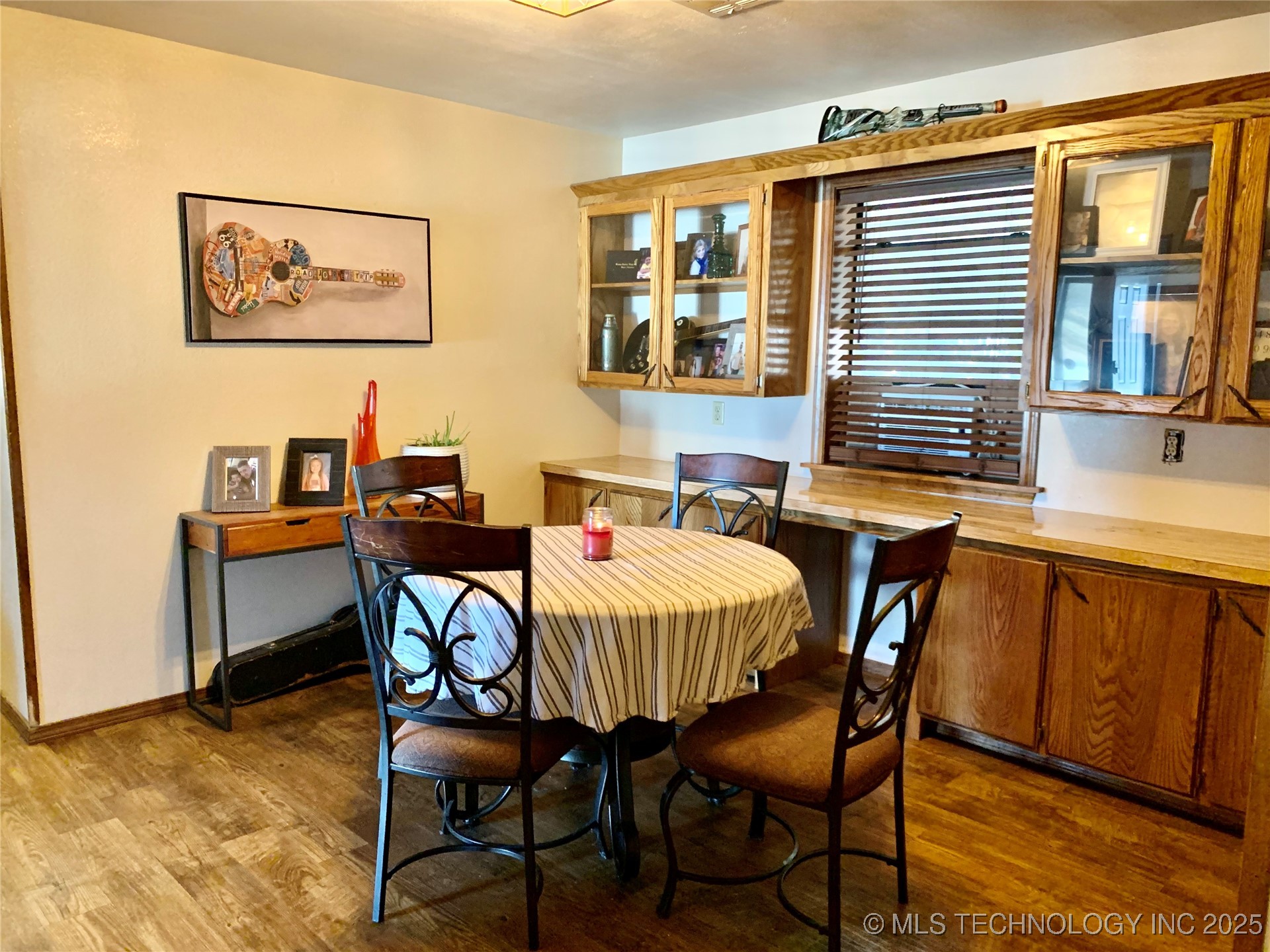 438 S Taylor Street Property Photo 13