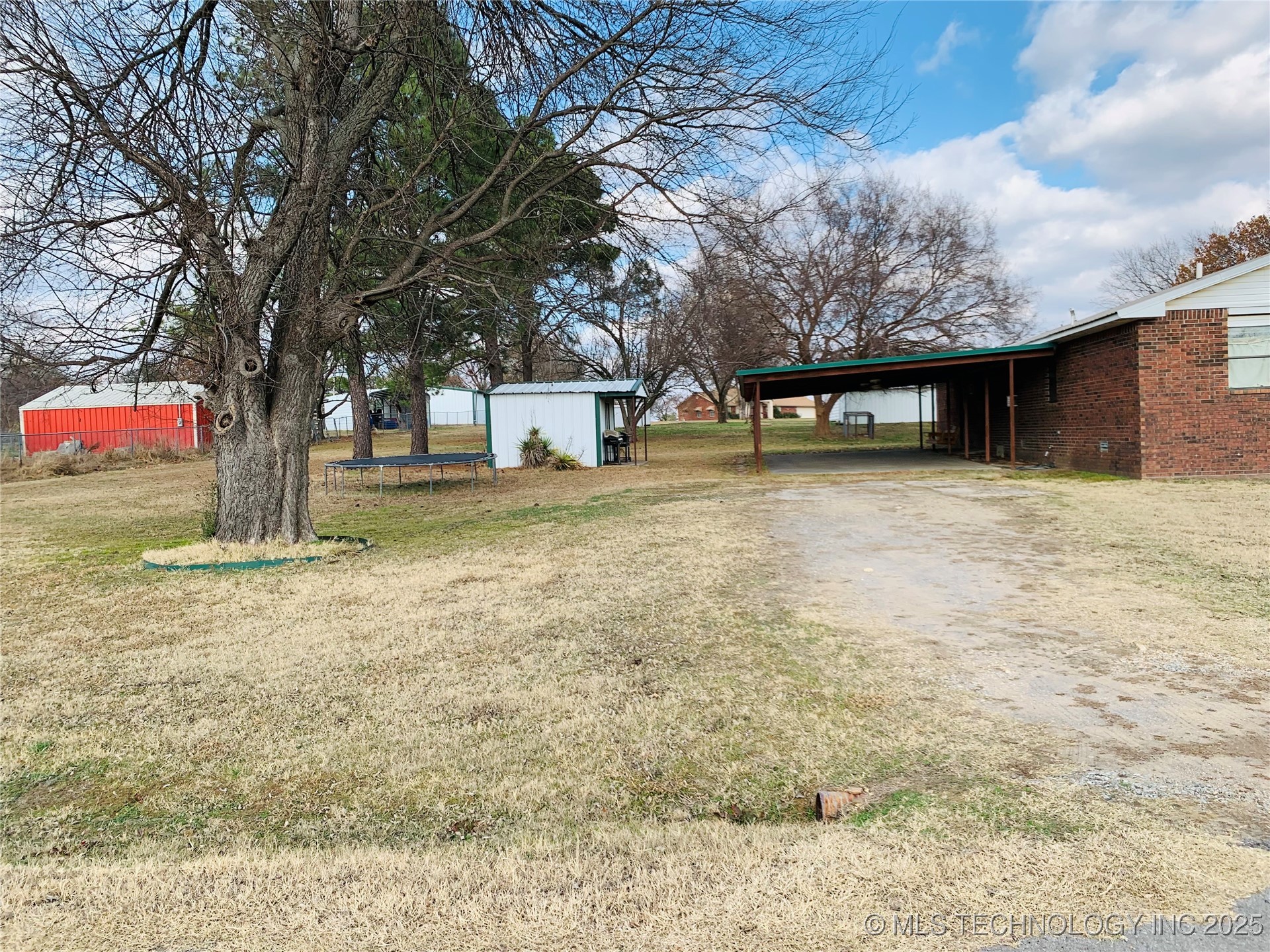 438 S Taylor Street Property Photo 27