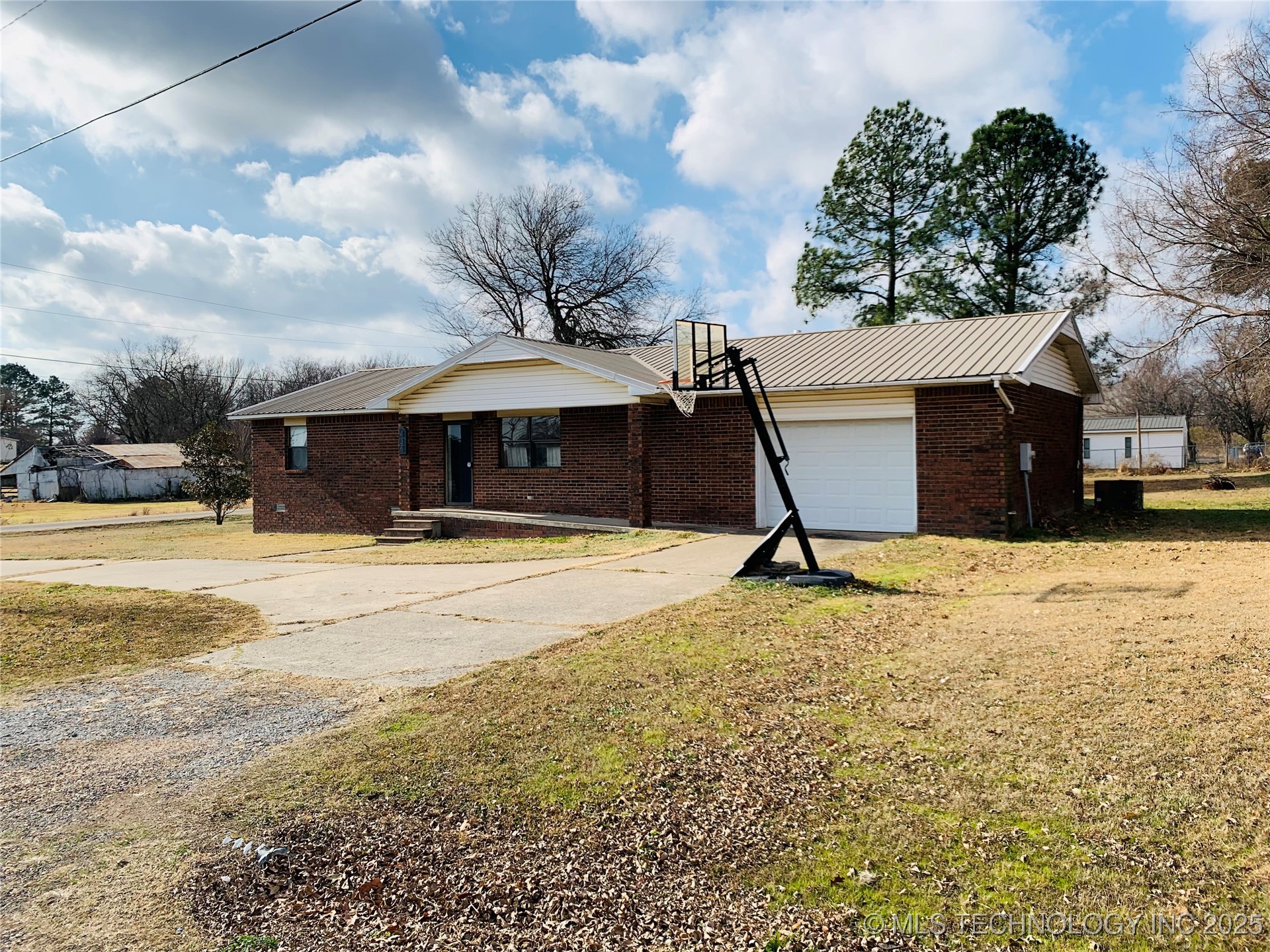 438 S Taylor Street Property Photo 39