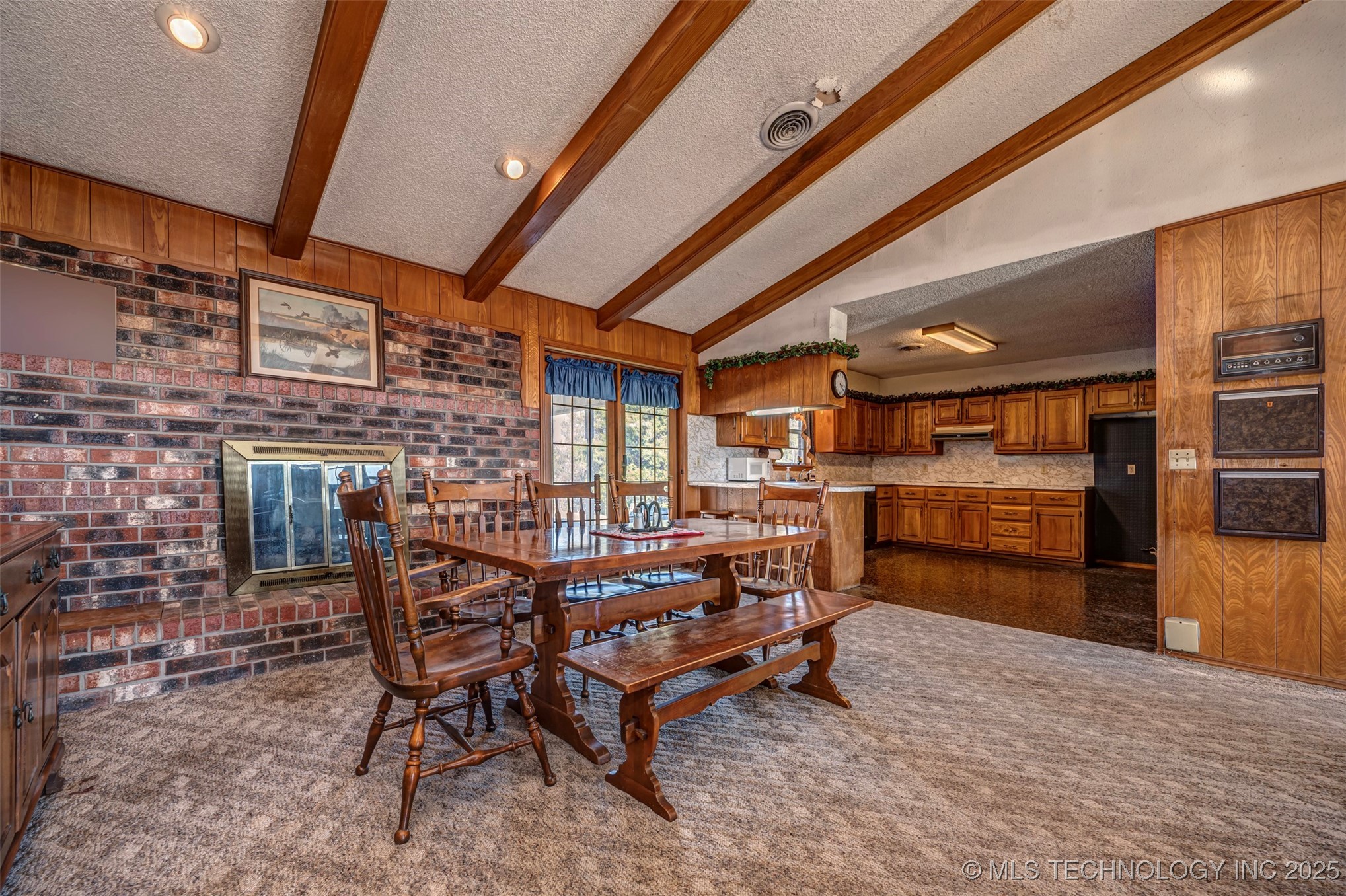 650 Williams Property Photo 11