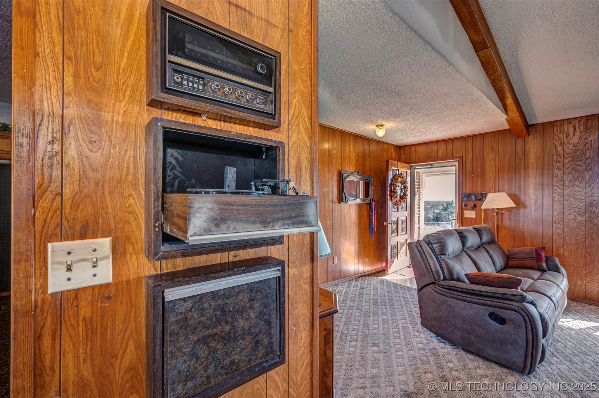 650 Williams Property Photo 15