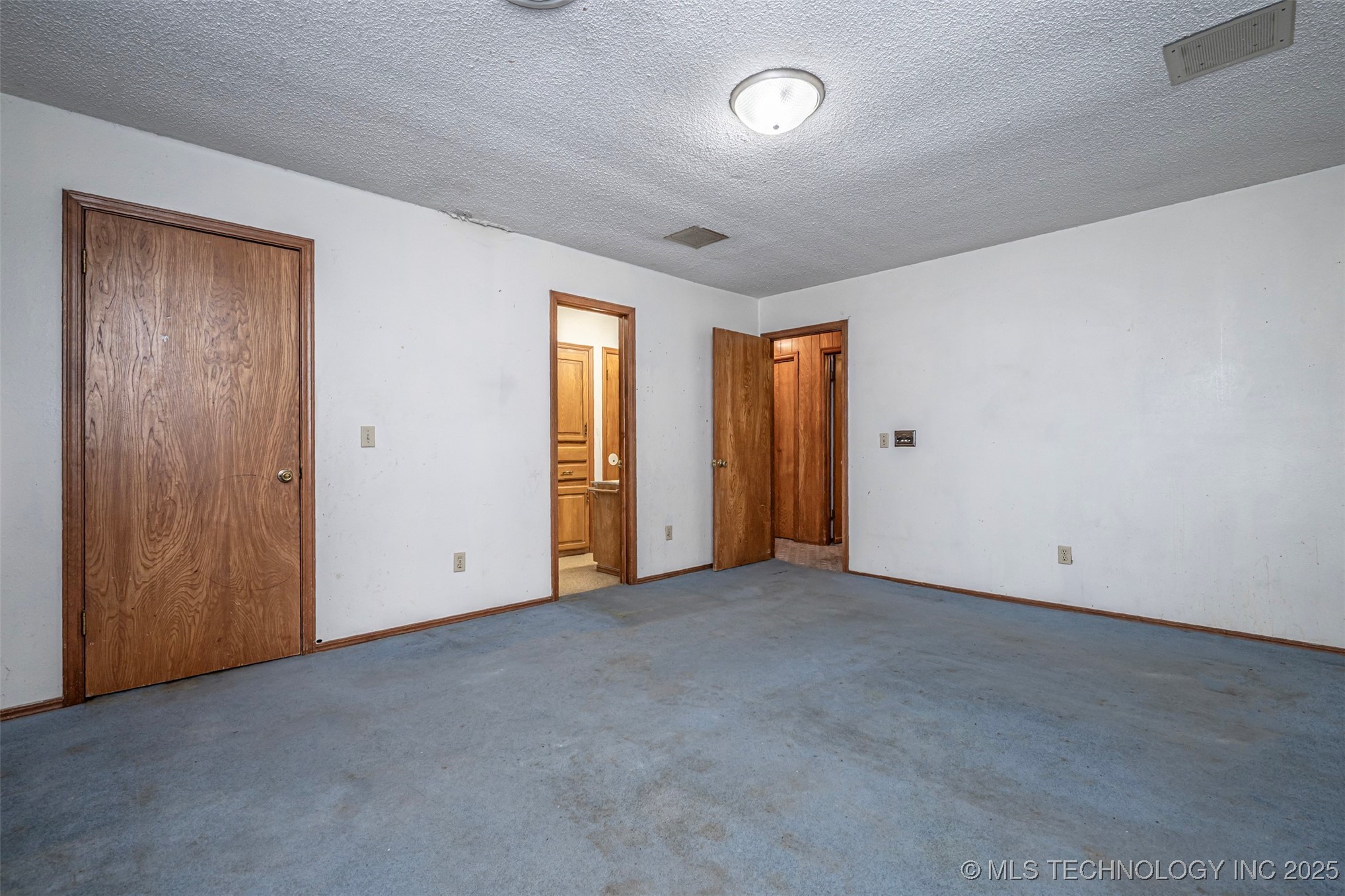 650 Williams Property Photo 23