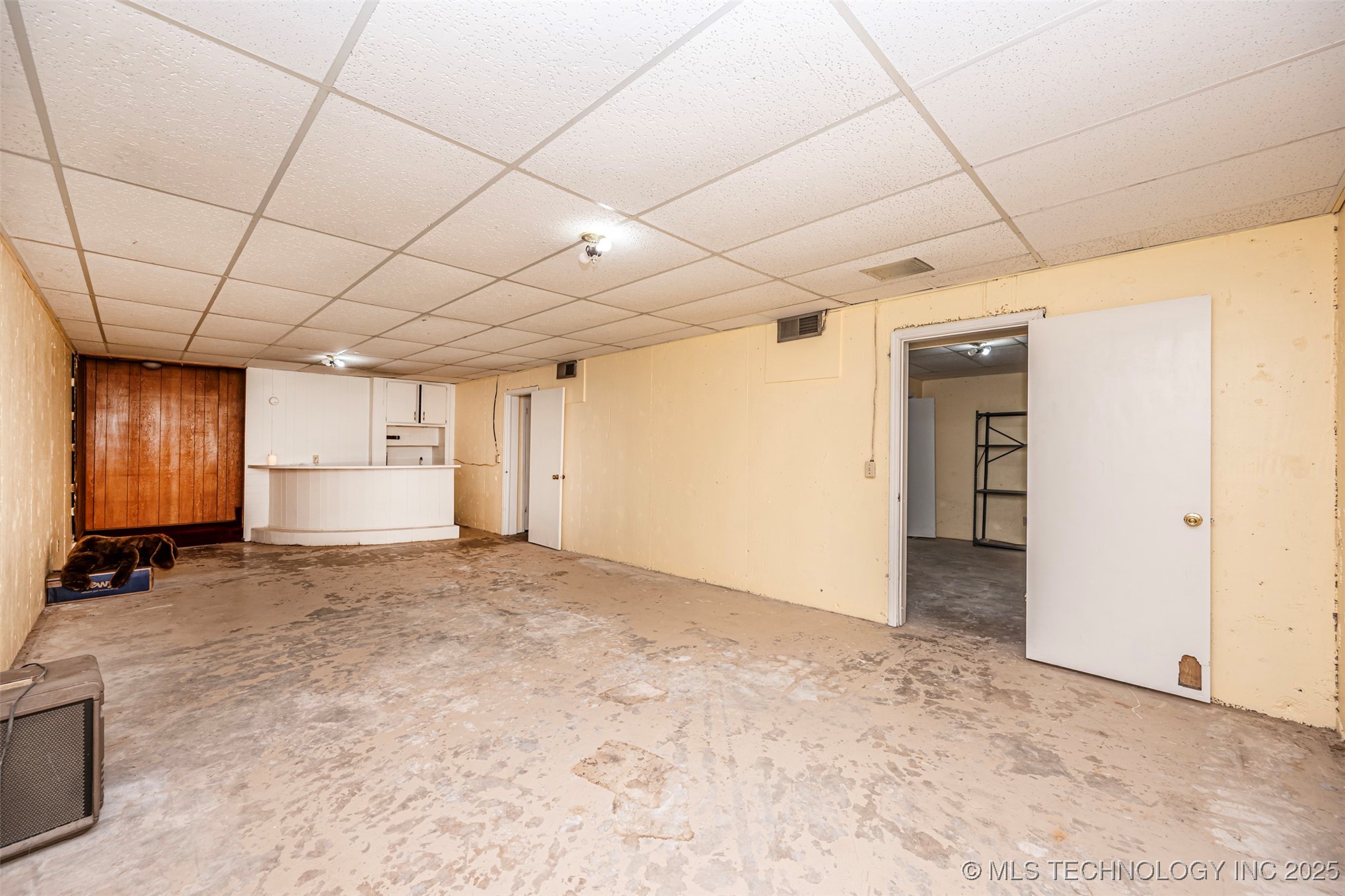 650 Williams Property Photo 32