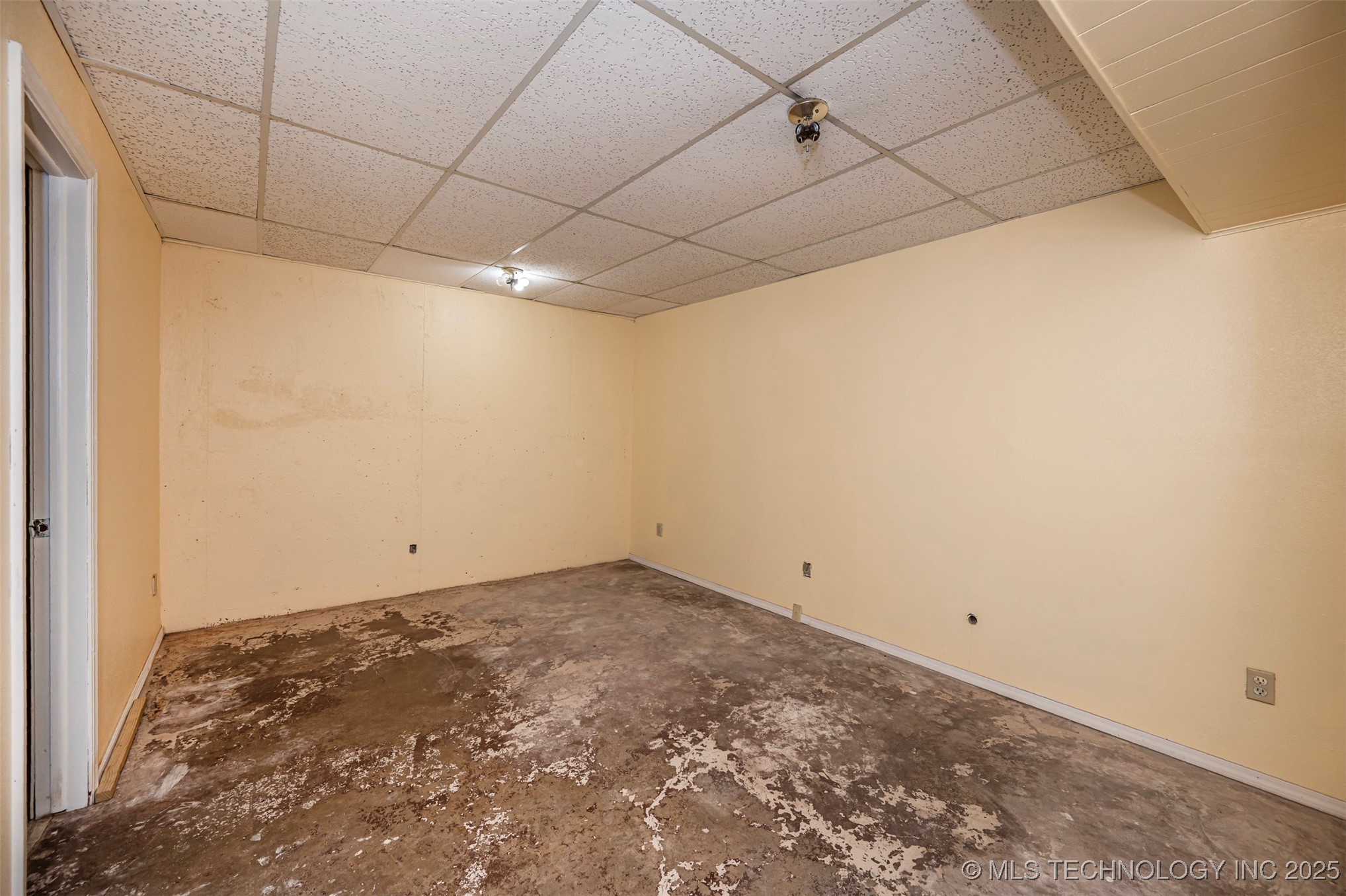 650 Williams Property Photo 35