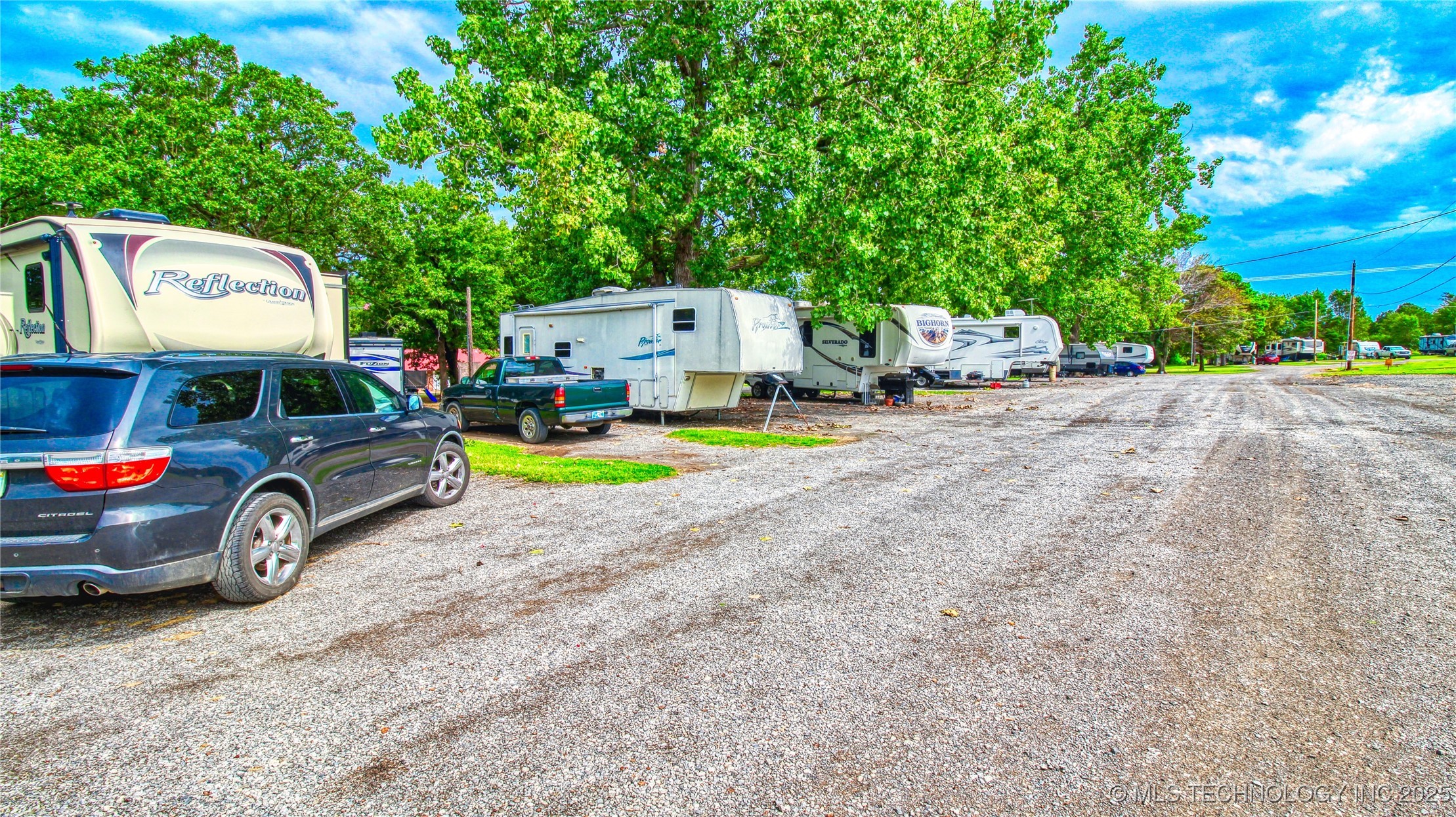 2400 S Valley Drive Property Photo 35