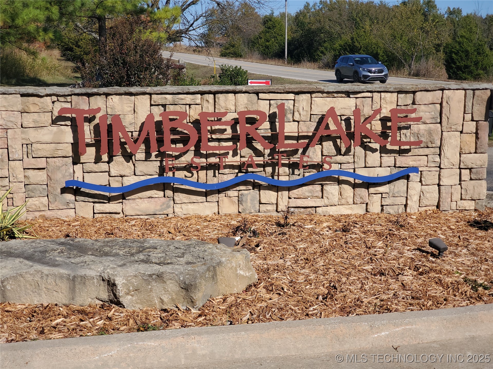 348836 E Parkside Drive Property Photo 2