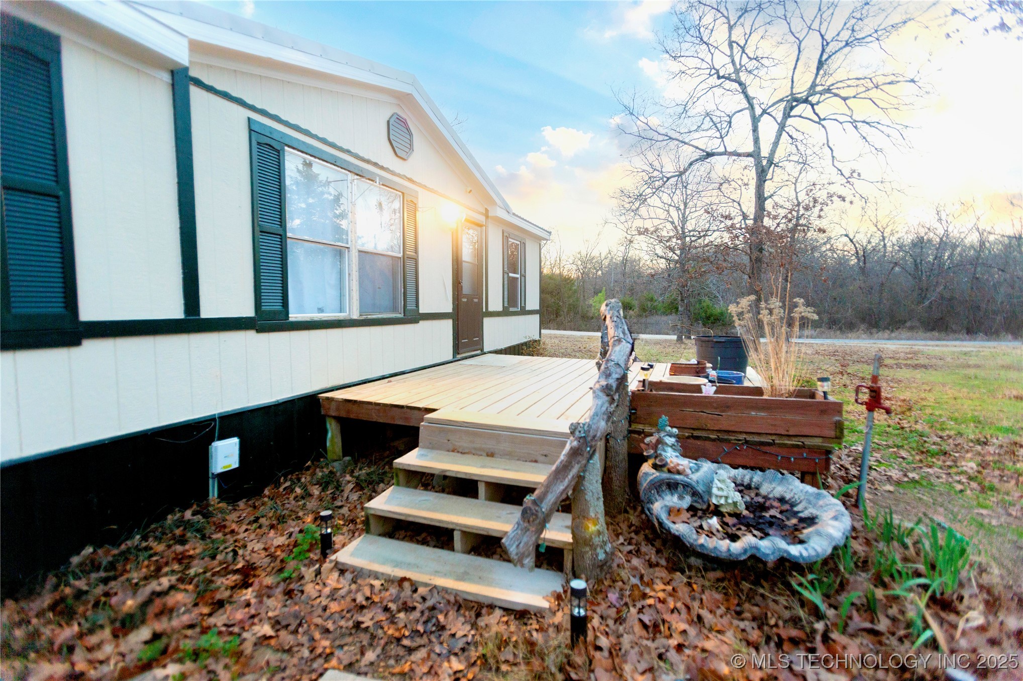 115311 S 4237 Road Property Photo 22