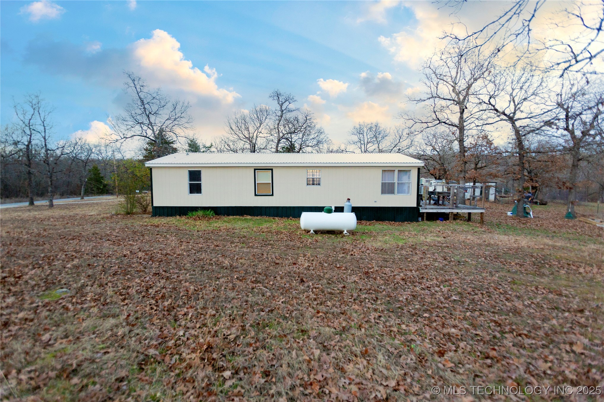 115311 S 4237 Road Property Photo 28