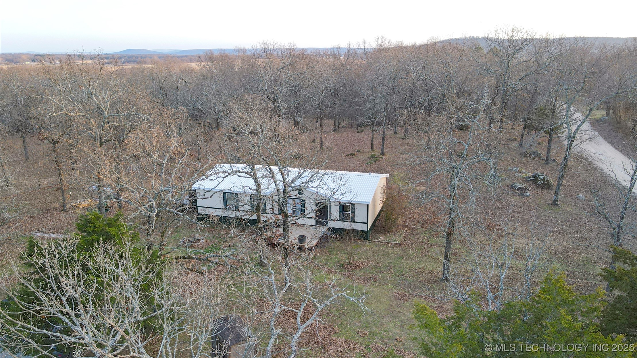 115311 S 4237 Road Property Photo 40