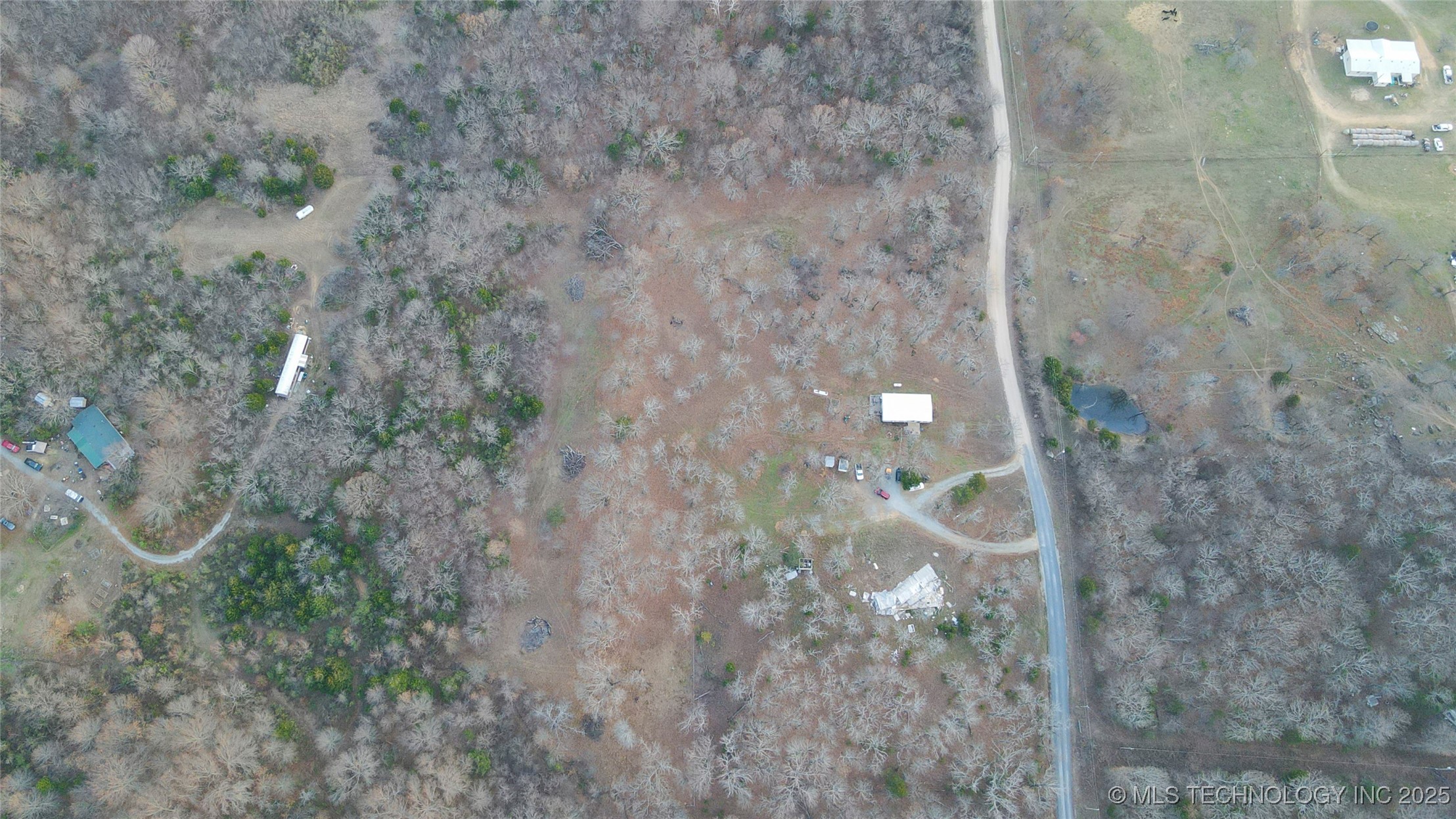 115311 S 4237 Road Property Photo 45