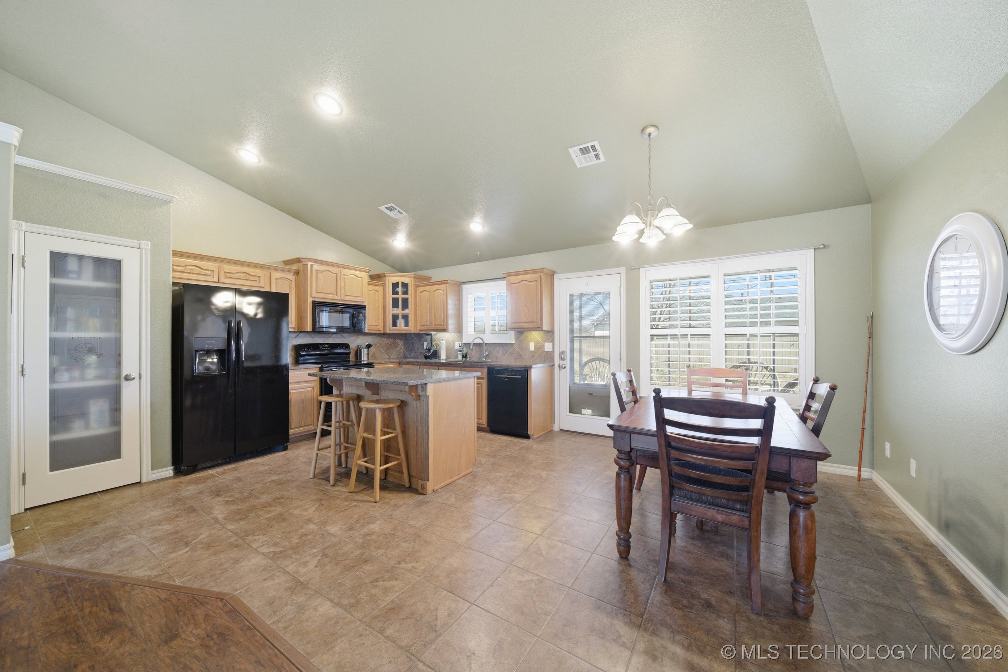 18777 S Birch Hollow Way Property Photo 9