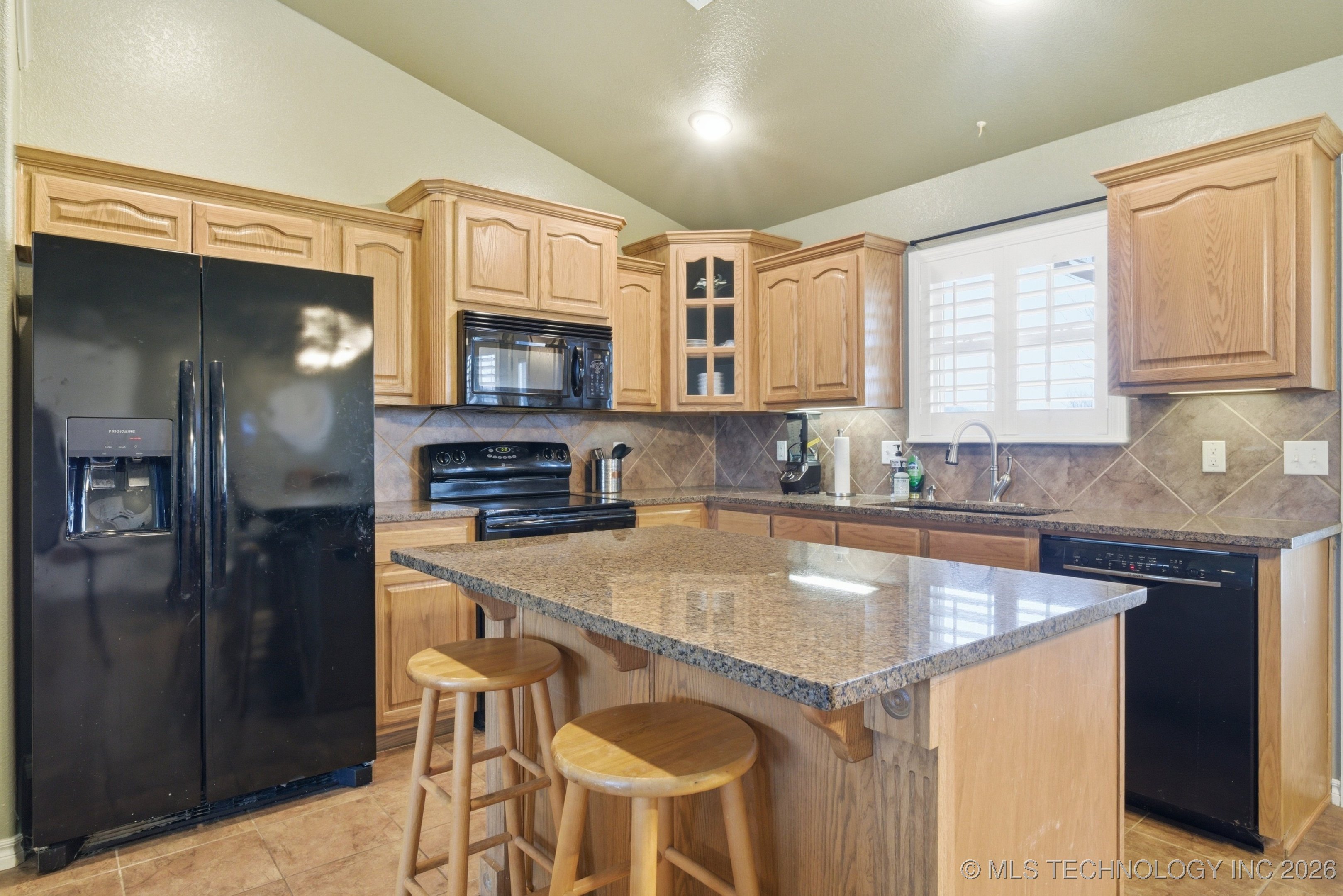 18777 S Birch Hollow Way Property Photo 11