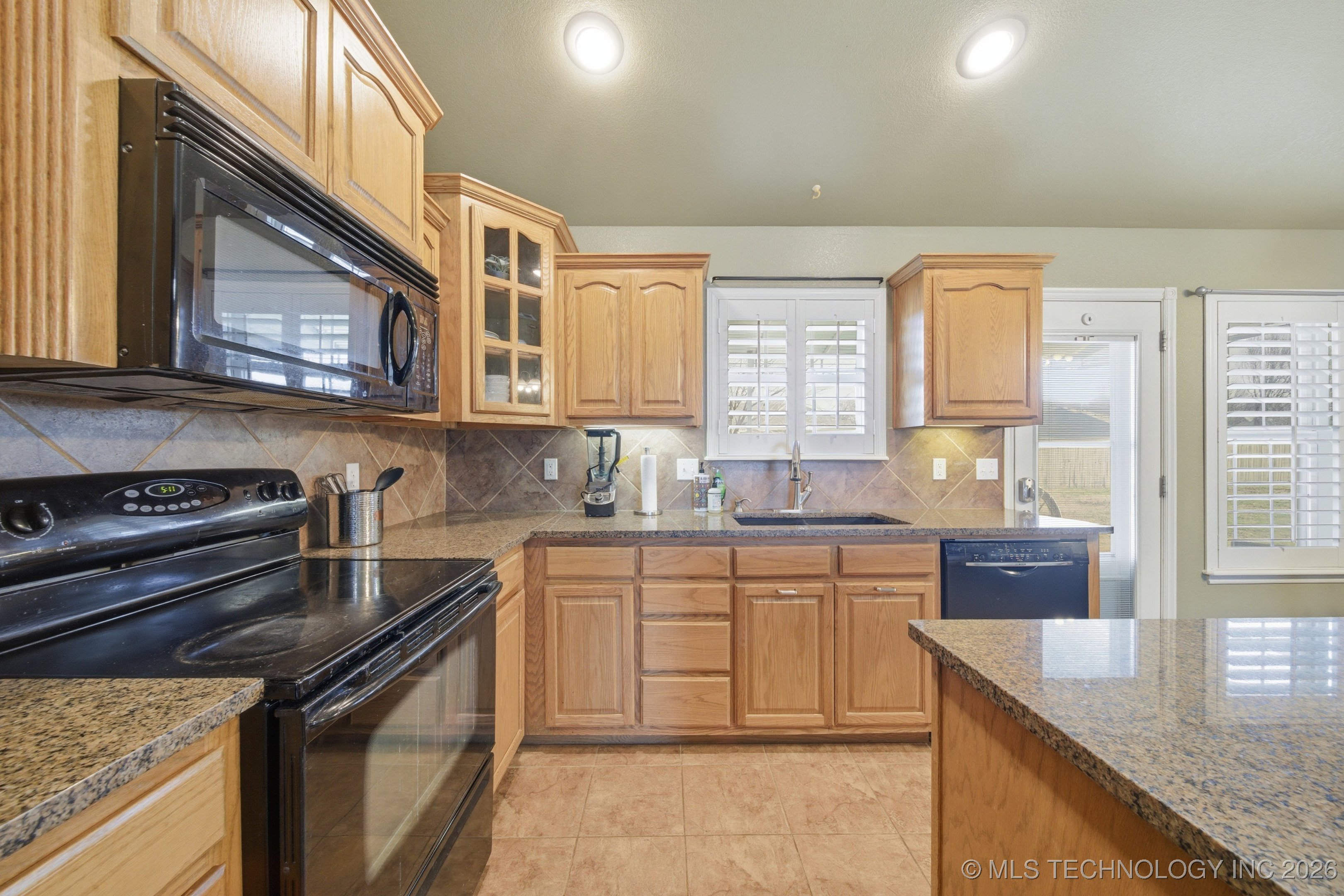 18777 S Birch Hollow Way Property Photo 13