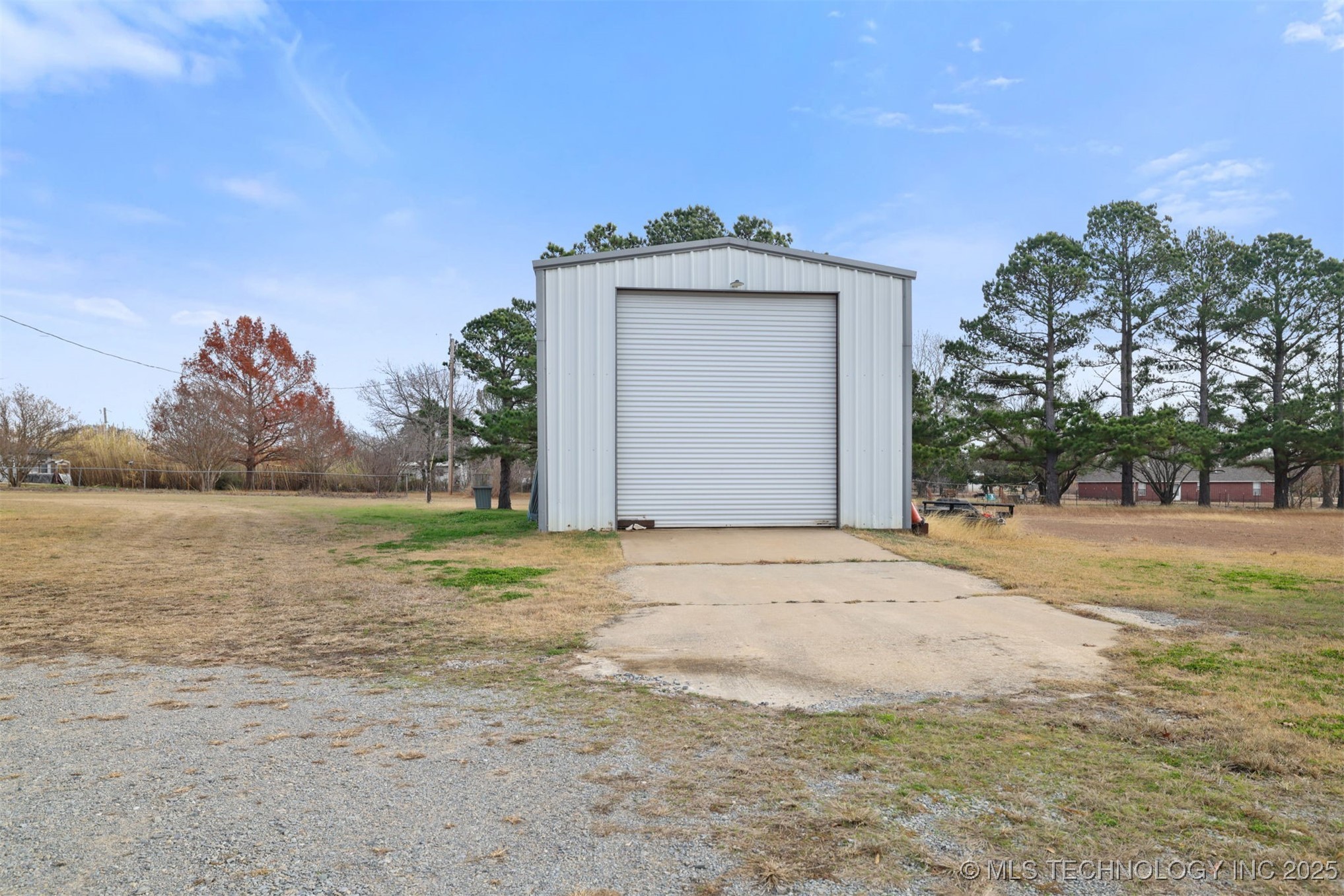 49 E 2nd Property Photo 5