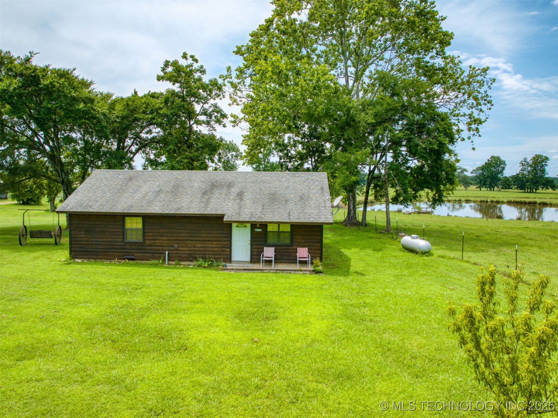 447 Pink Gladiola Property Photo 1