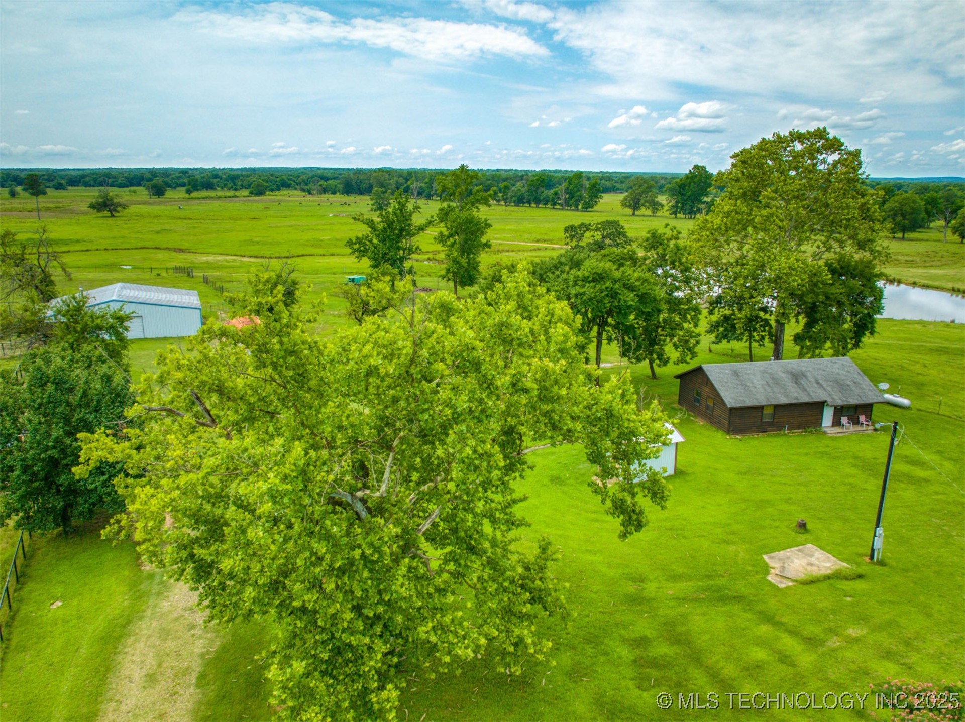 447 Pink Gladiola Property Photo 4