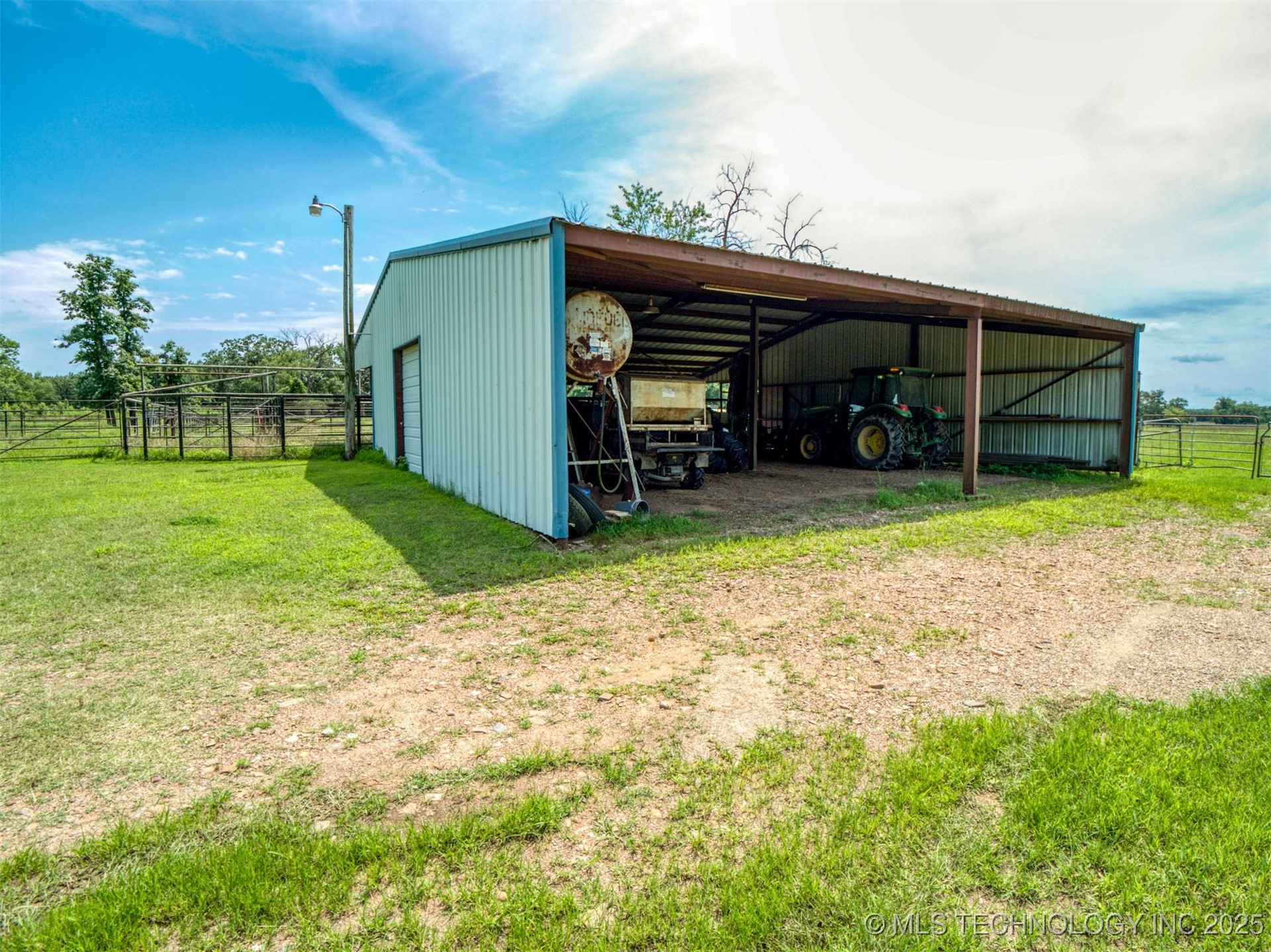 447 Pink Gladiola Property Photo 32