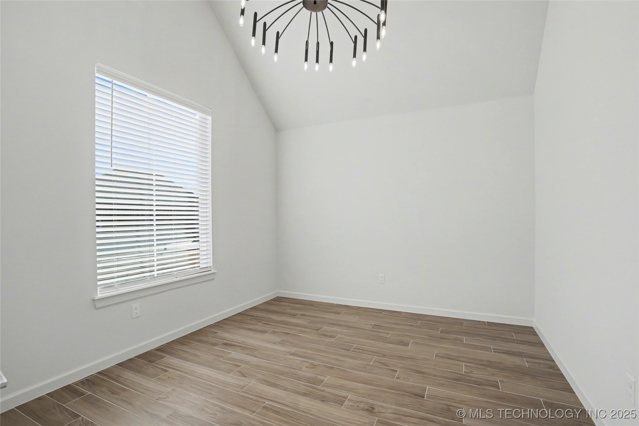 2816 E Rockford Place Property Photo 14