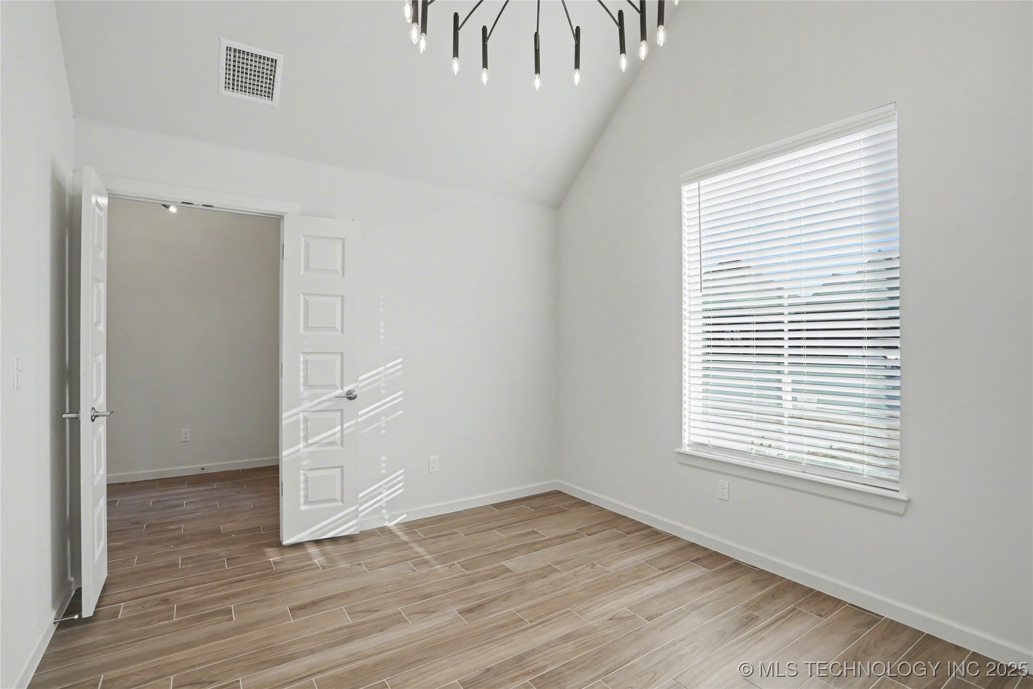 2816 E Rockford Place Property Photo 15