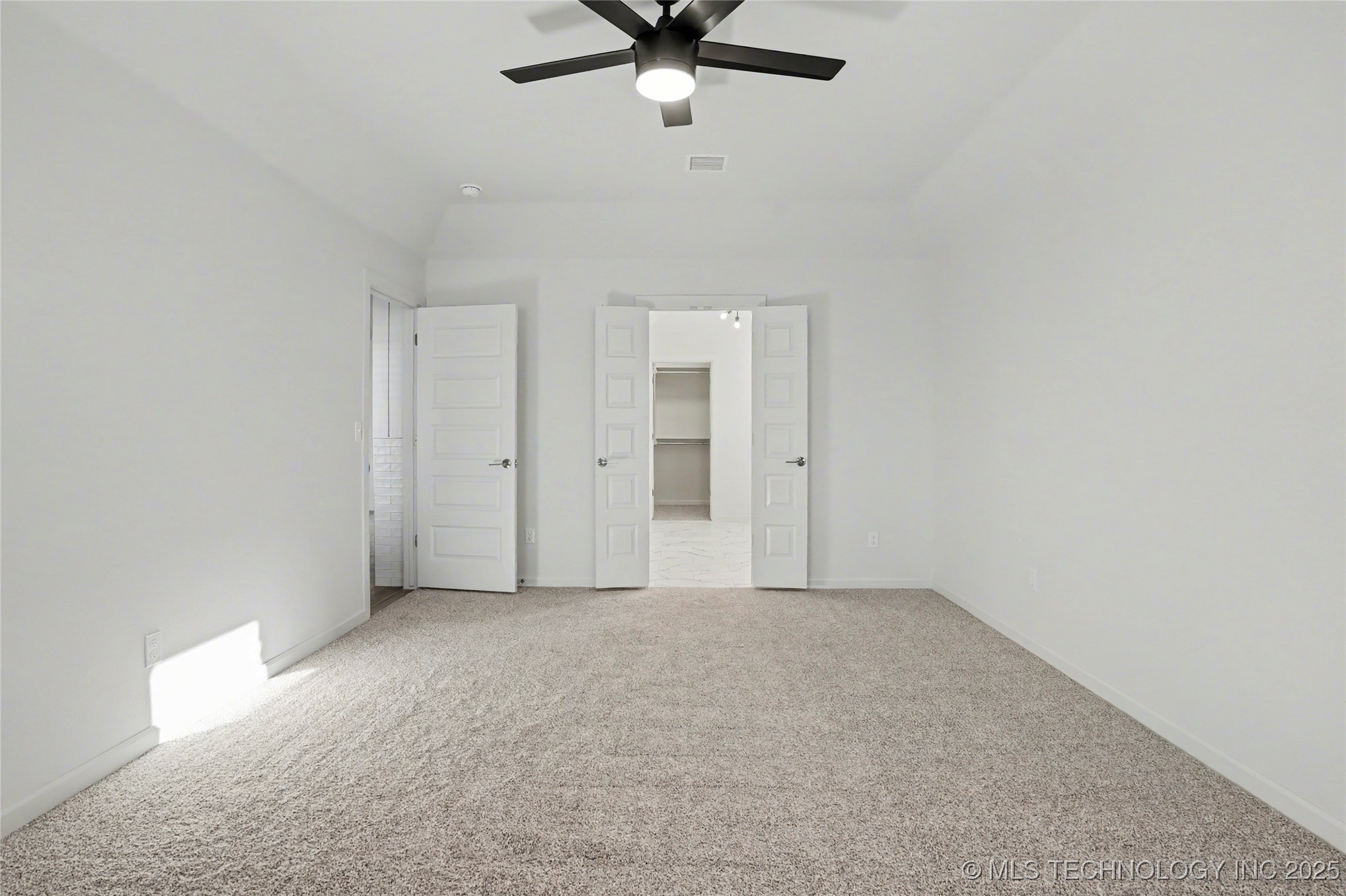 2816 E Rockford Place Property Photo 17