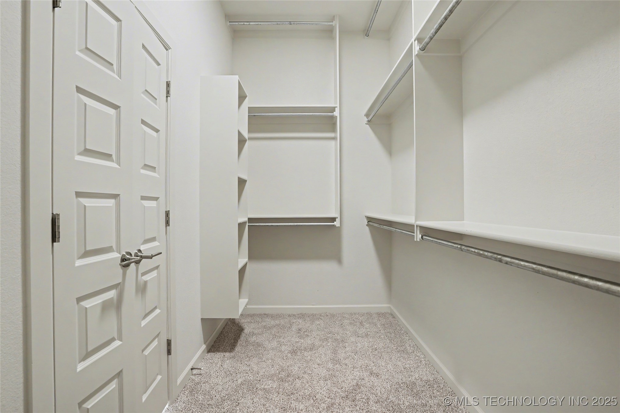 2816 E Rockford Place Property Photo 21