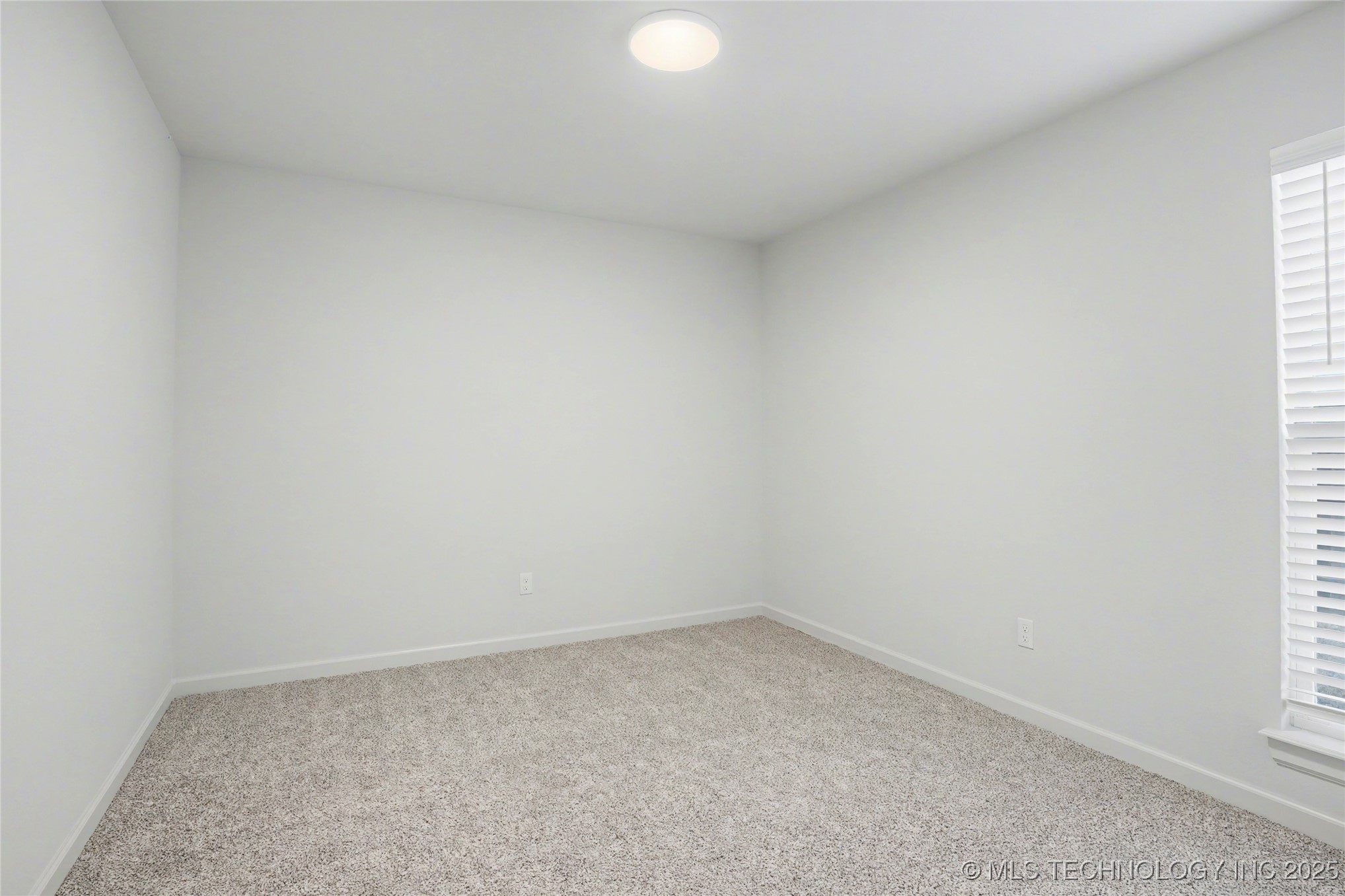 2816 E Rockford Place Property Photo 22