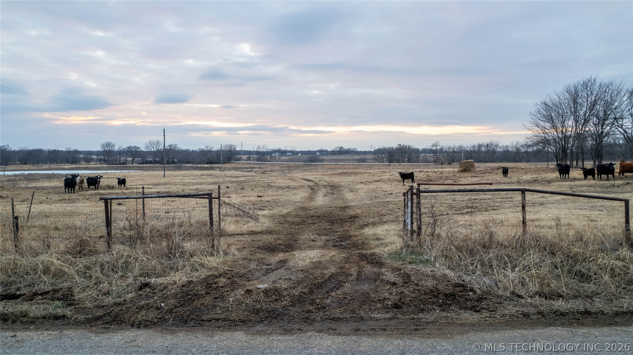 N 4390 Property Photo 14