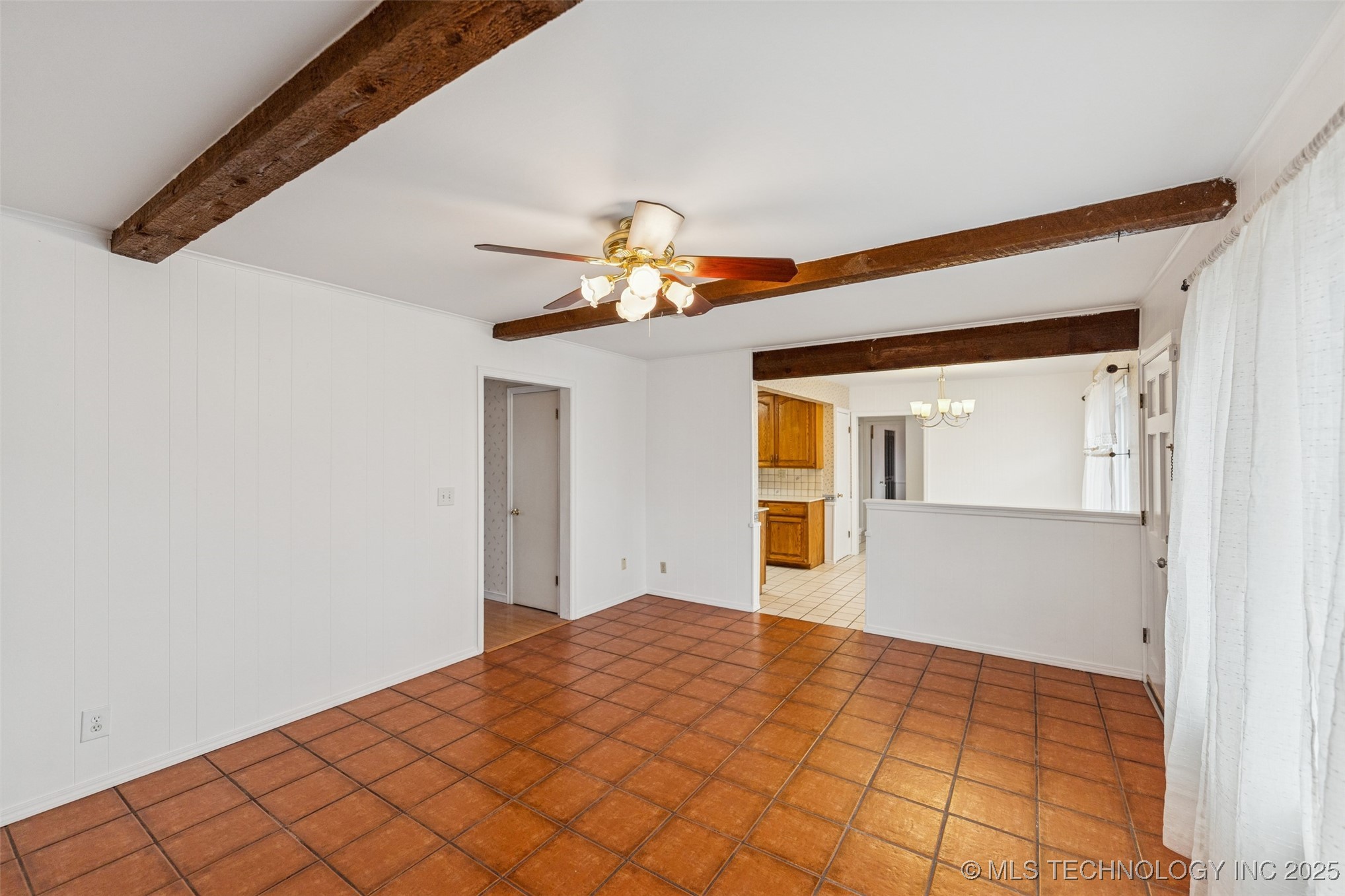 9522 E 36th Street Property Photo 15