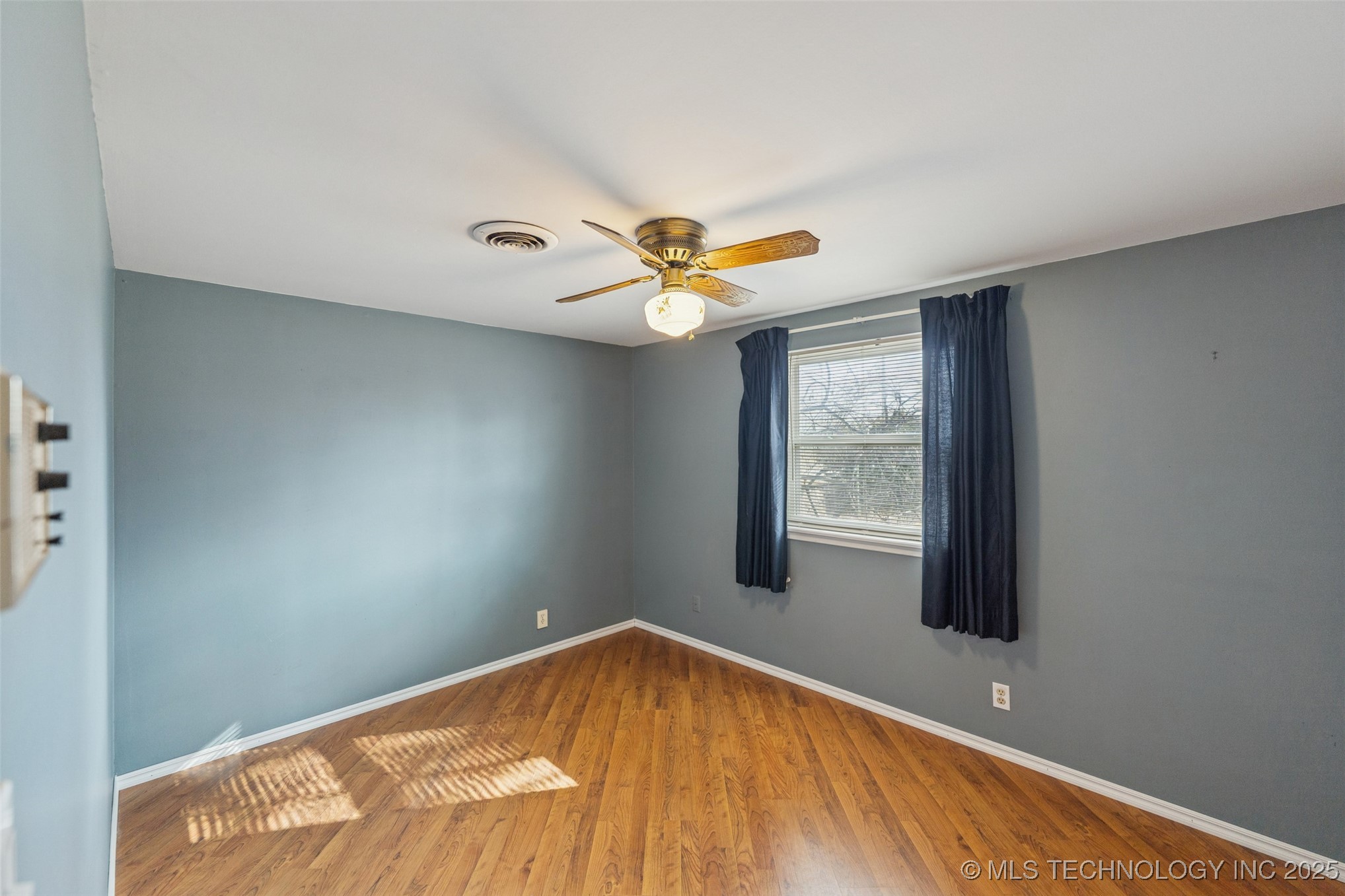 9522 E 36th Street Property Photo 25